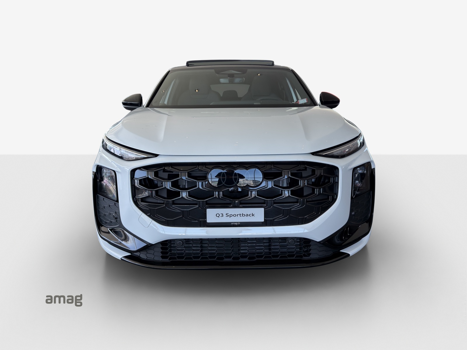 AUDI Q3 Sportback 110 kW TFSI S tronic-image-6