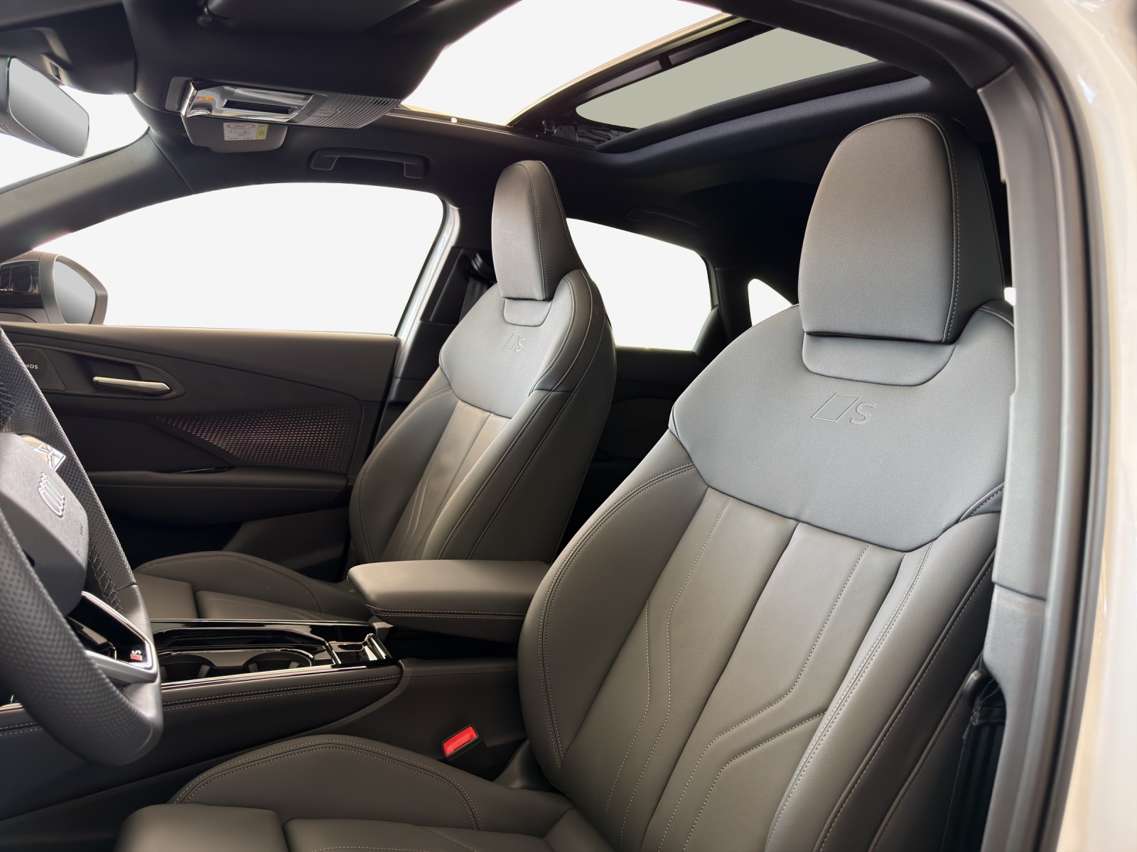 AUDI Q3 Sportback 110 kW TFSI S tronic-image-14
