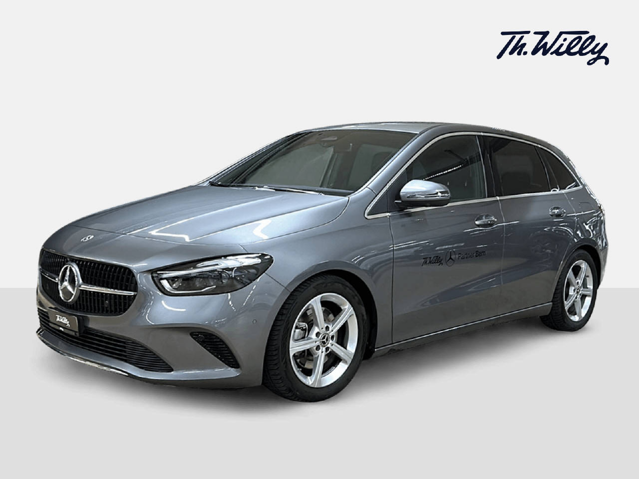 MERCEDES-BENZ B 220 Progressive 4matic-image-0