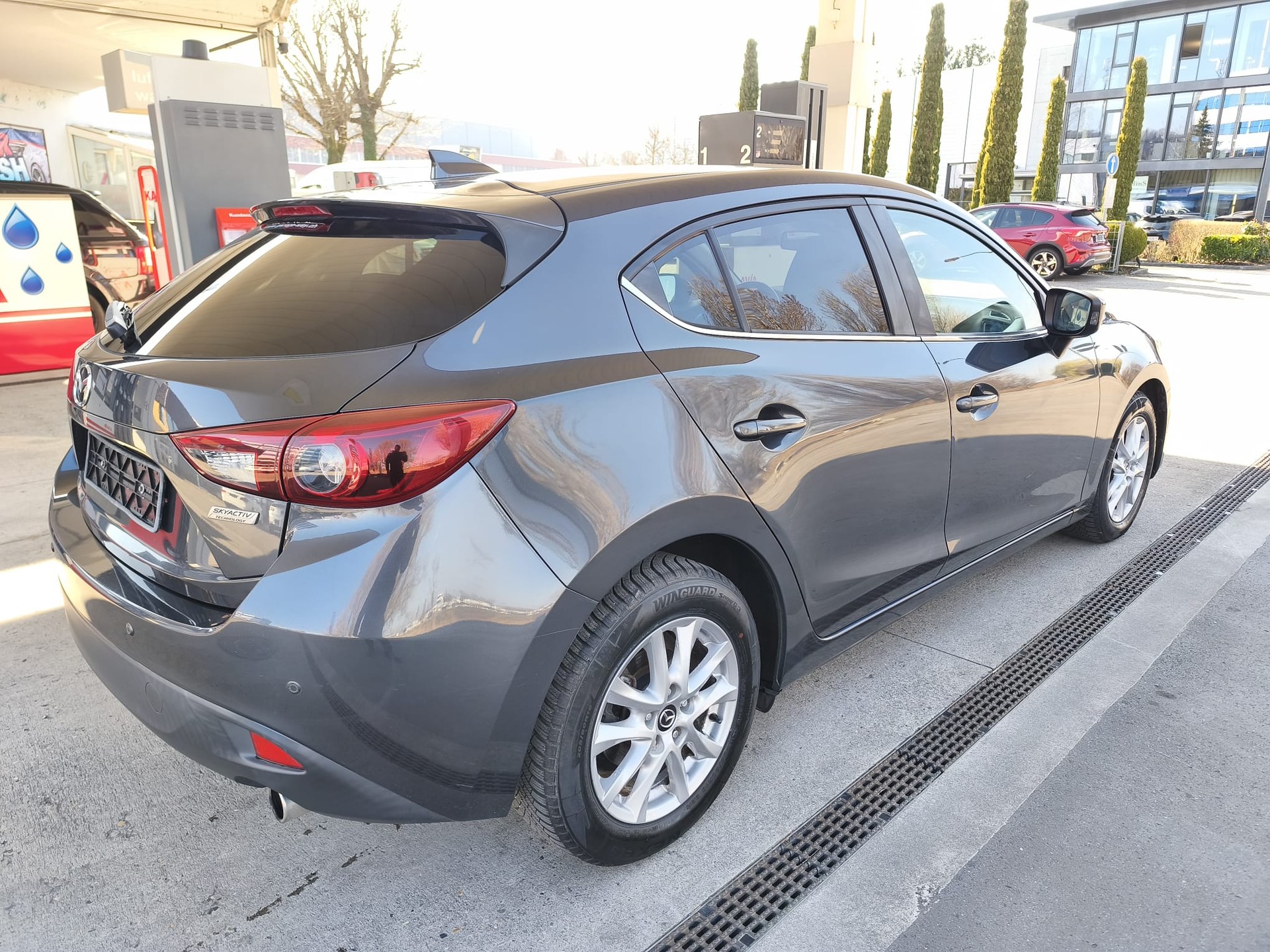 MAZDA 3 1.5 16V CD Revolution Activematic-image-3