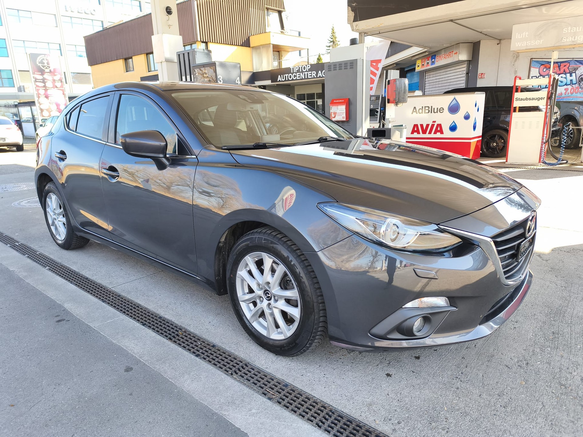 MAZDA 3 1.5 16V CD Revolution Activematic-image-0