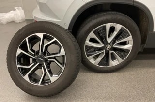 SKODA Karoq 2.0 TDI CR Style 4x4 DSG-image-12