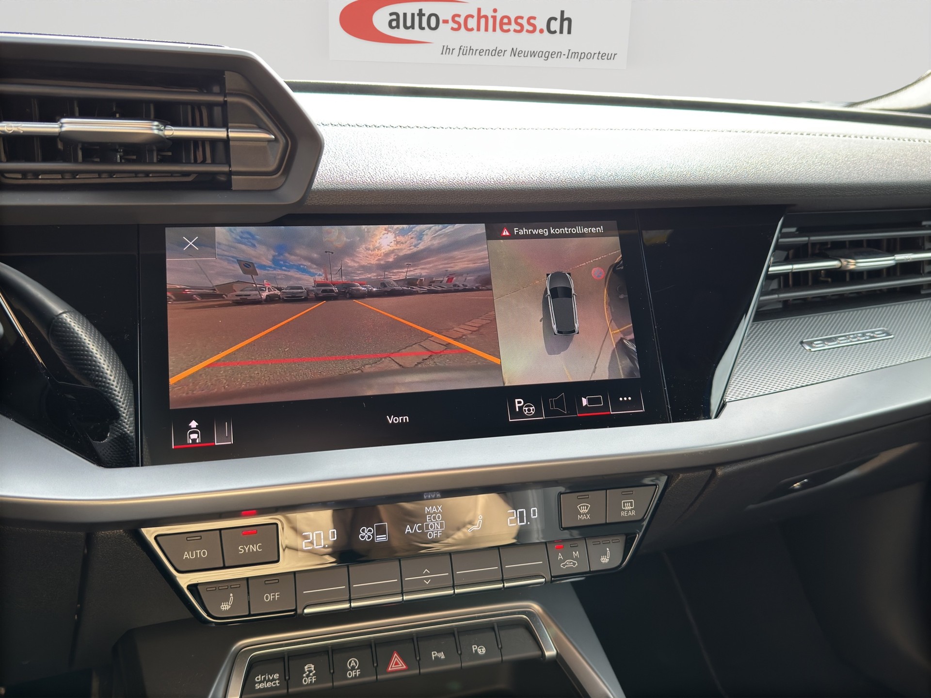 AUDI S3 Sportback 2.0 TFSI quattro S-tronic-image-14
