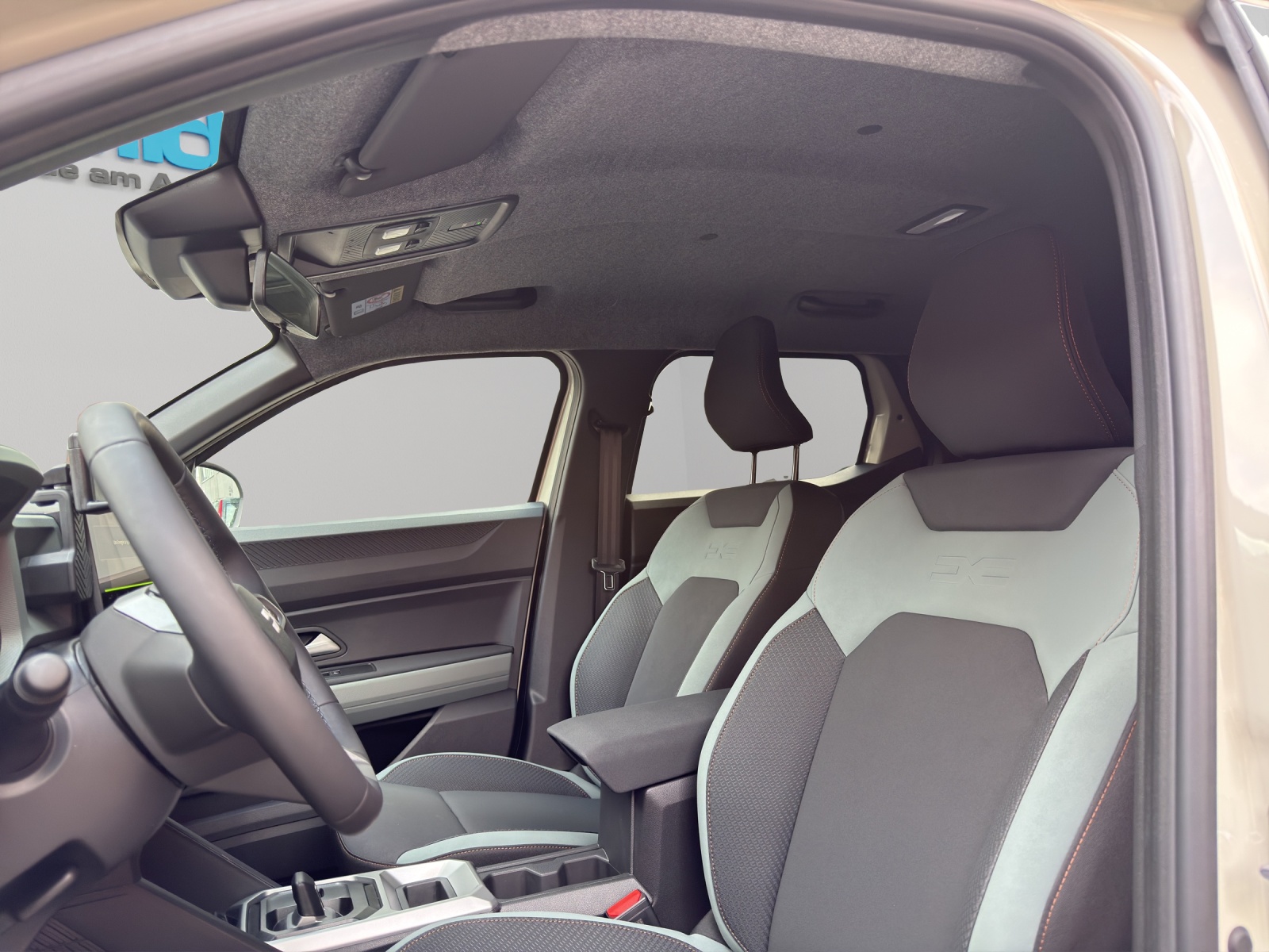 DACIA Duster HEV 155 Extreme-image-10