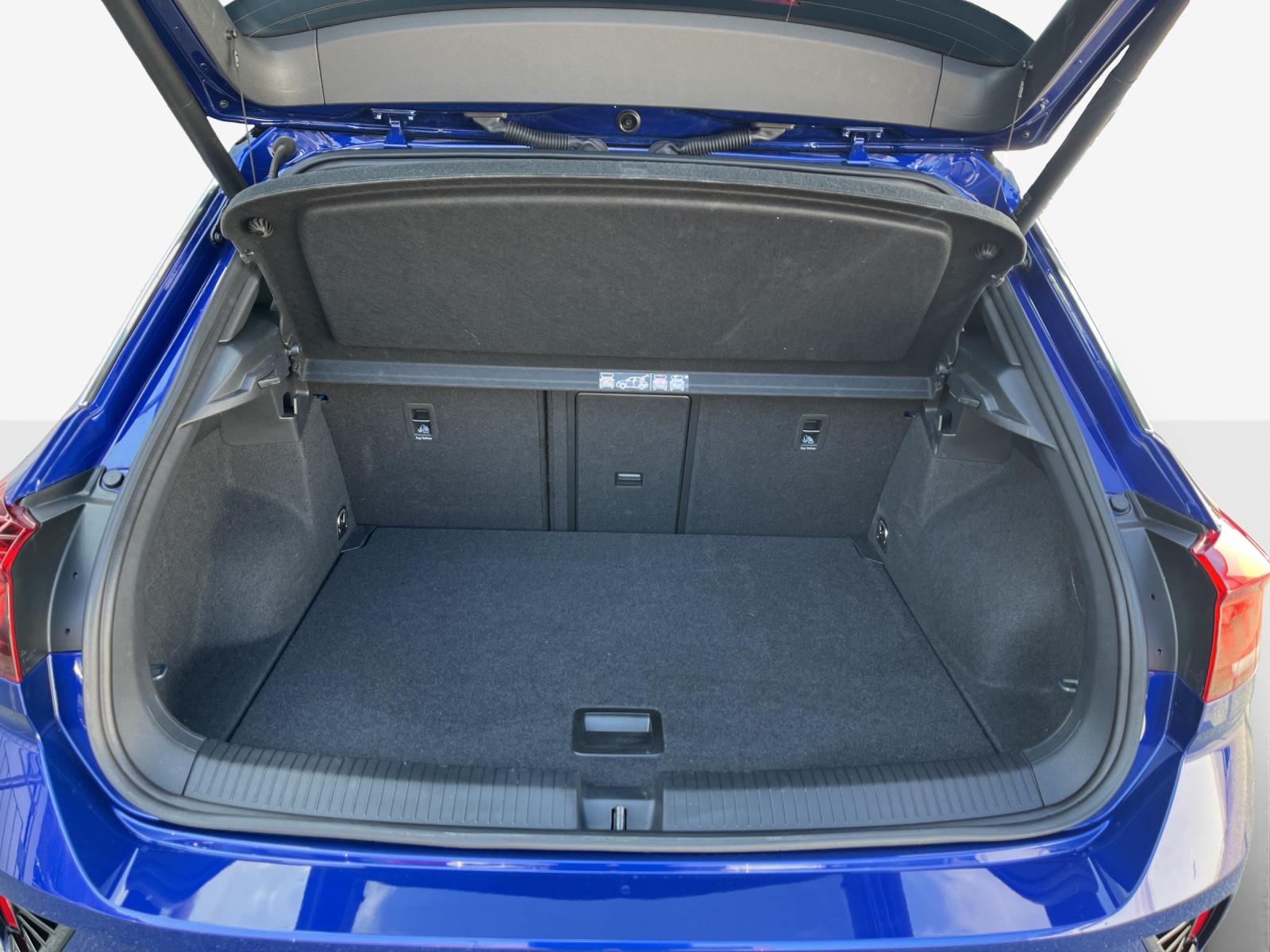 VW T-Roc 2.0 TSI R DSG 4Motion-image-12