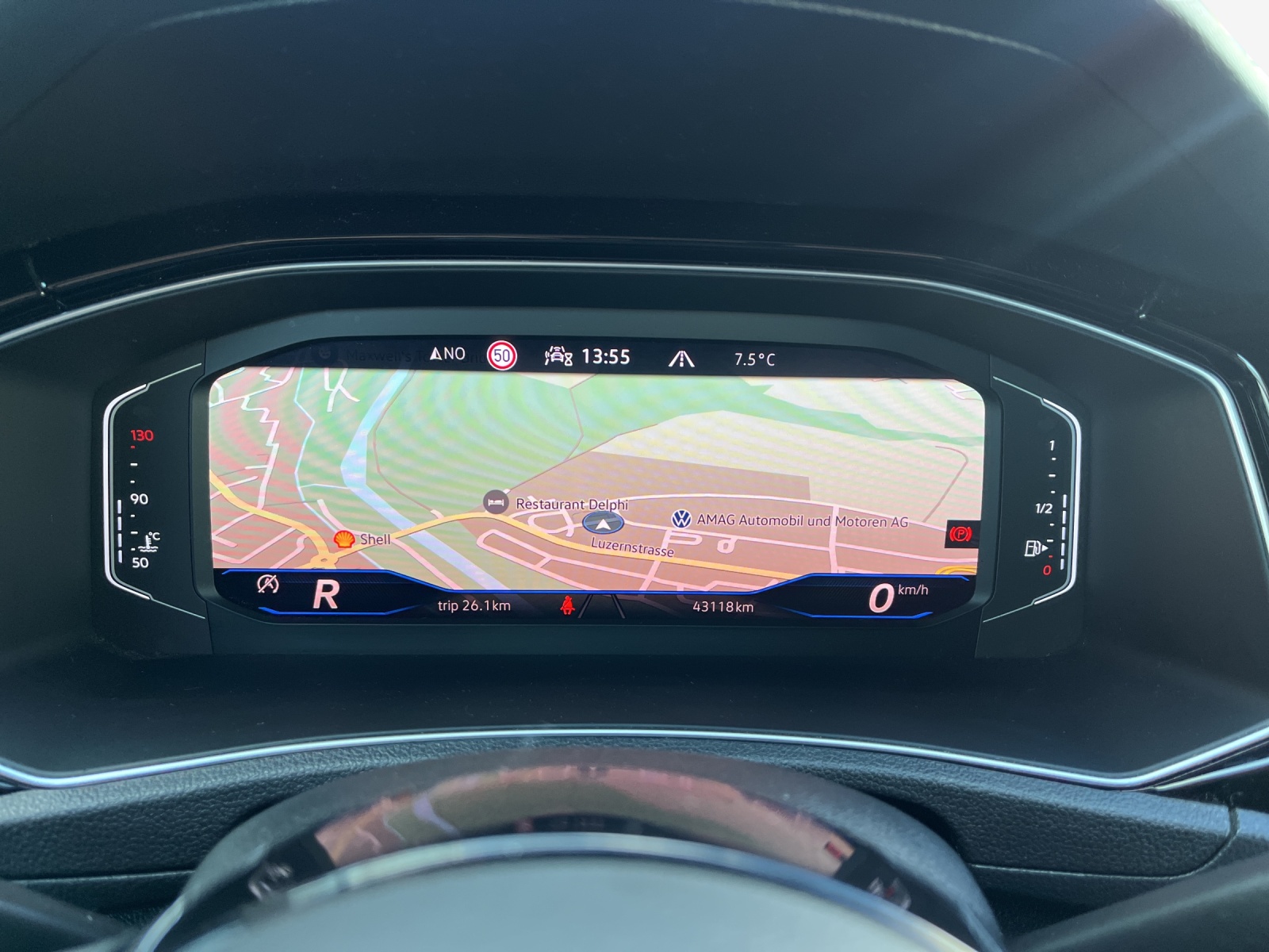 VW T-Roc 2.0 TSI R DSG 4Motion-image-15