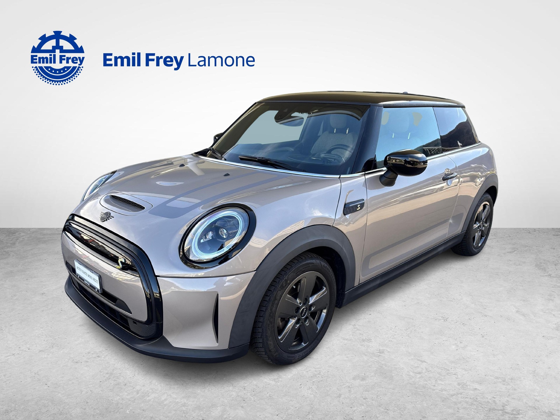 MINI F56 Cooper SE-image-0