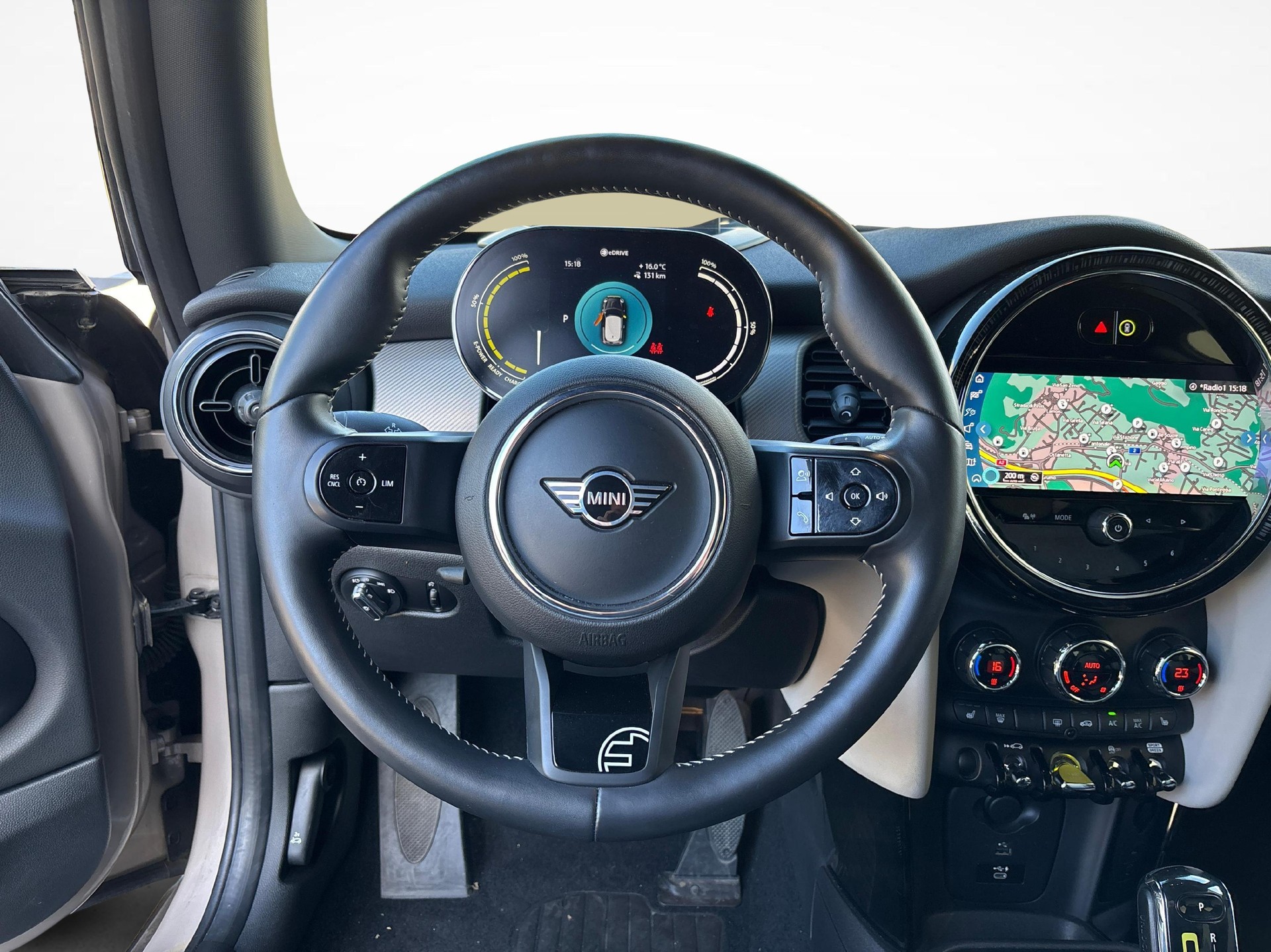 MINI F56 Cooper SE-image-11