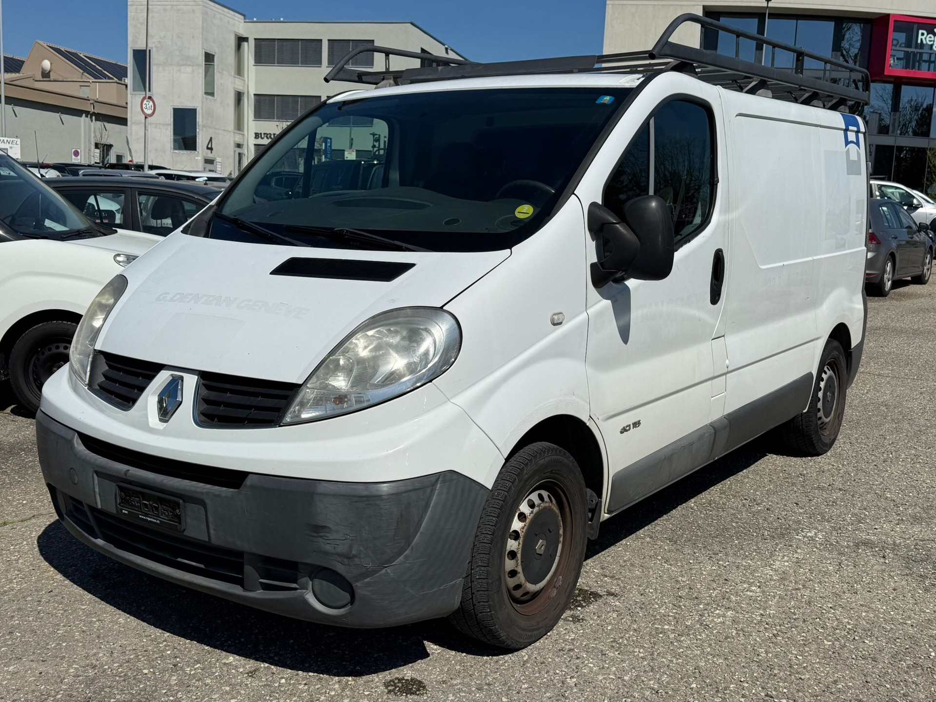 RENAULT Trafic 2.0 dCi 115 2.9t L1H1-image-2