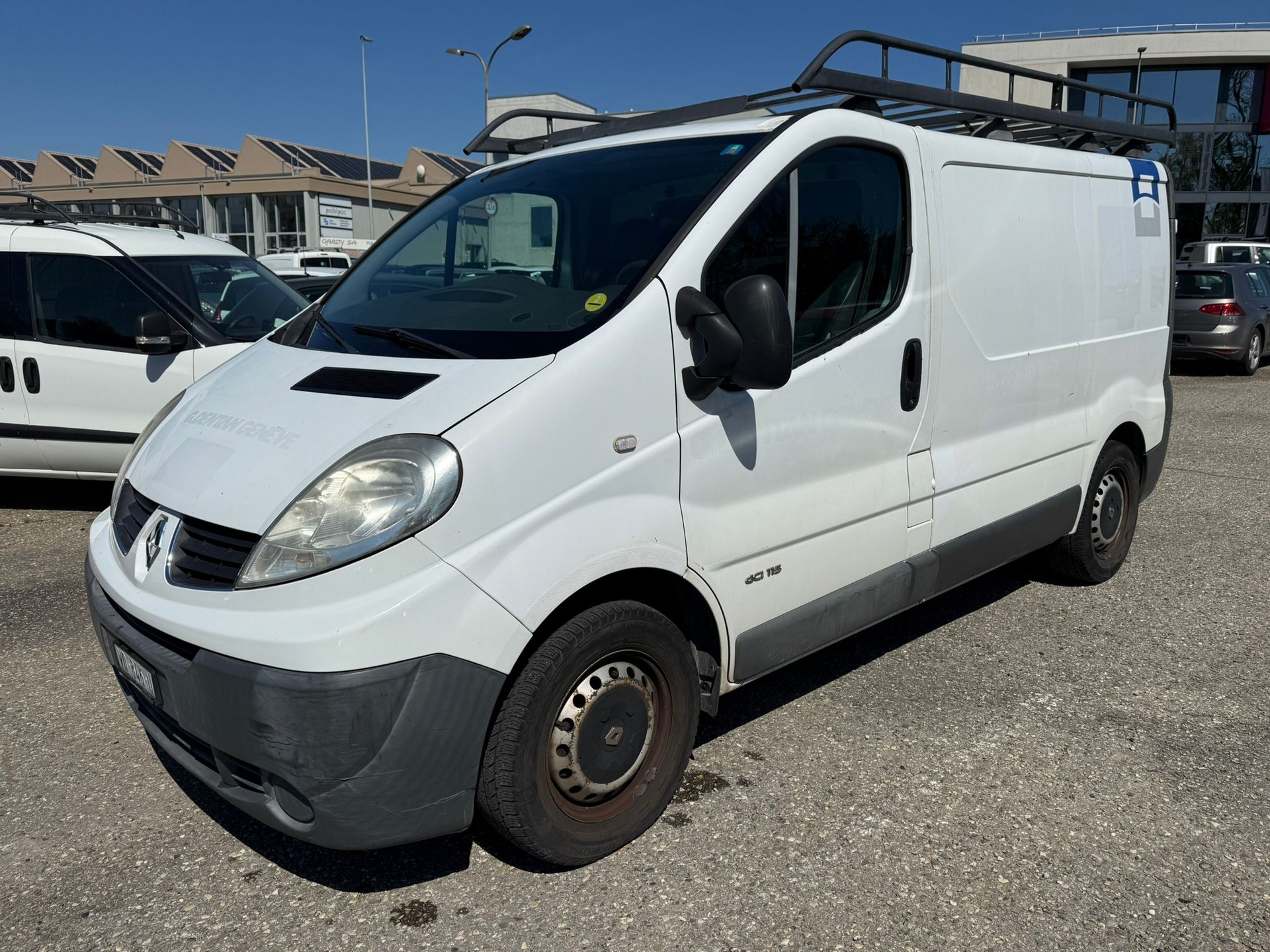 RENAULT Trafic 2.0 dCi 115 2.9t L1H1-image-5