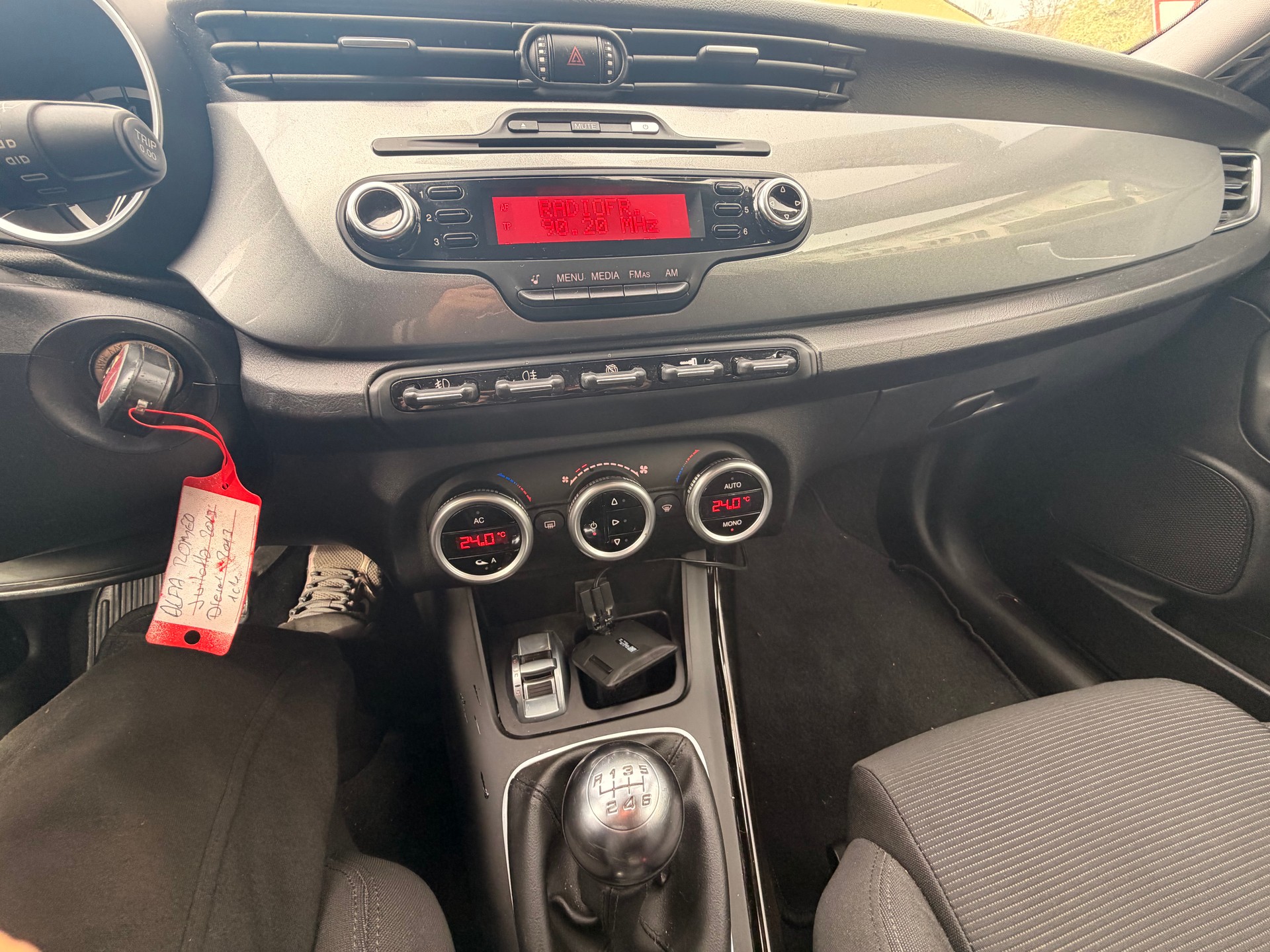 ALFA ROMEO ALFA ROMEO GIULIETTA 1.6-image-24