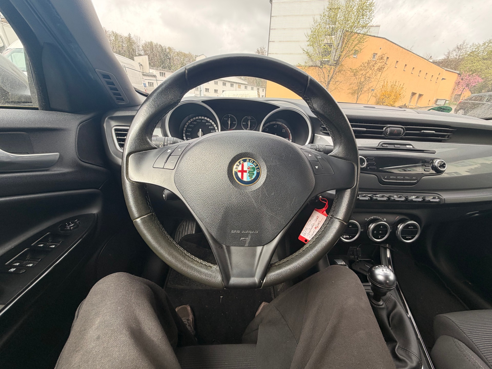 ALFA ROMEO ALFA ROMEO GIULIETTA 1.6-image-25