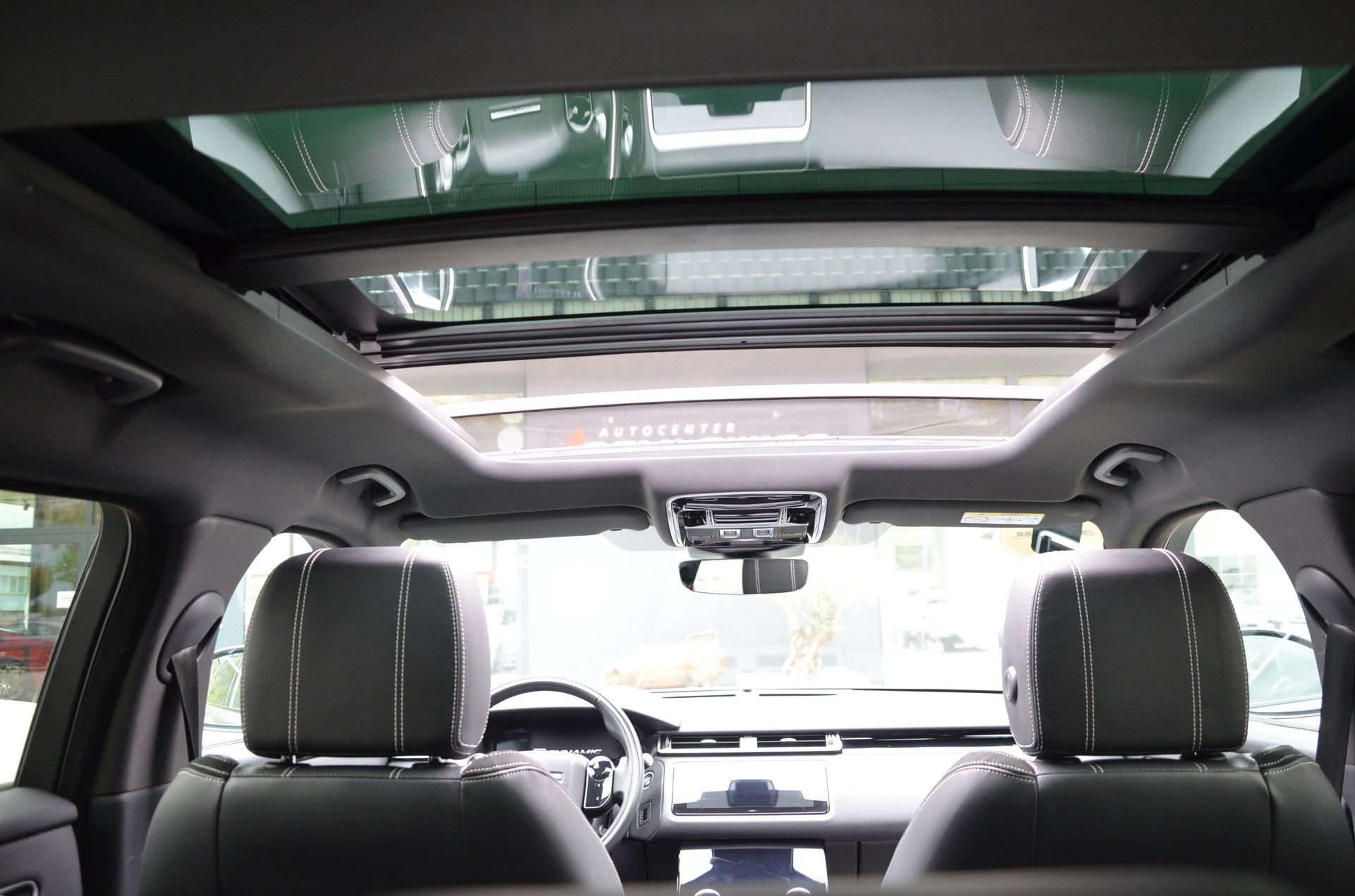 LAND ROVER Range Rover Velar D 240 SE Automatic*Frisch ab MFK,1 Jahr oder 20'000km Garantie*-image-11