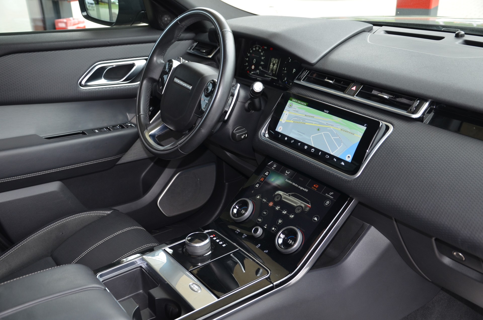 LAND ROVER Range Rover Velar D 240 SE Automatic*Frisch ab MFK,1 Jahr oder 20'000km Garantie*-image-12