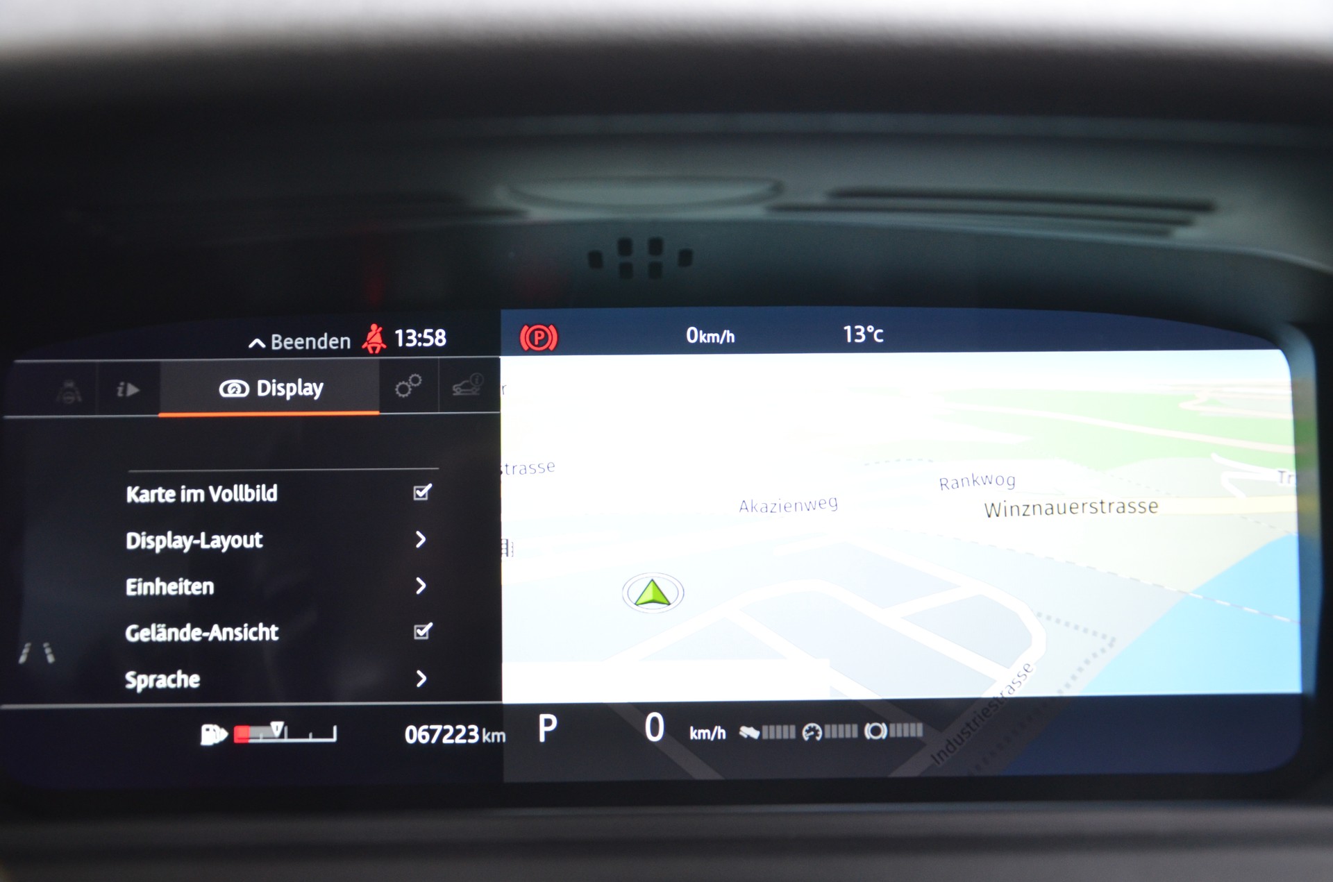 LAND ROVER Range Rover Velar D 240 SE Automatic*Frisch ab MFK,1 Jahr oder 20'000km Garantie*-image-17