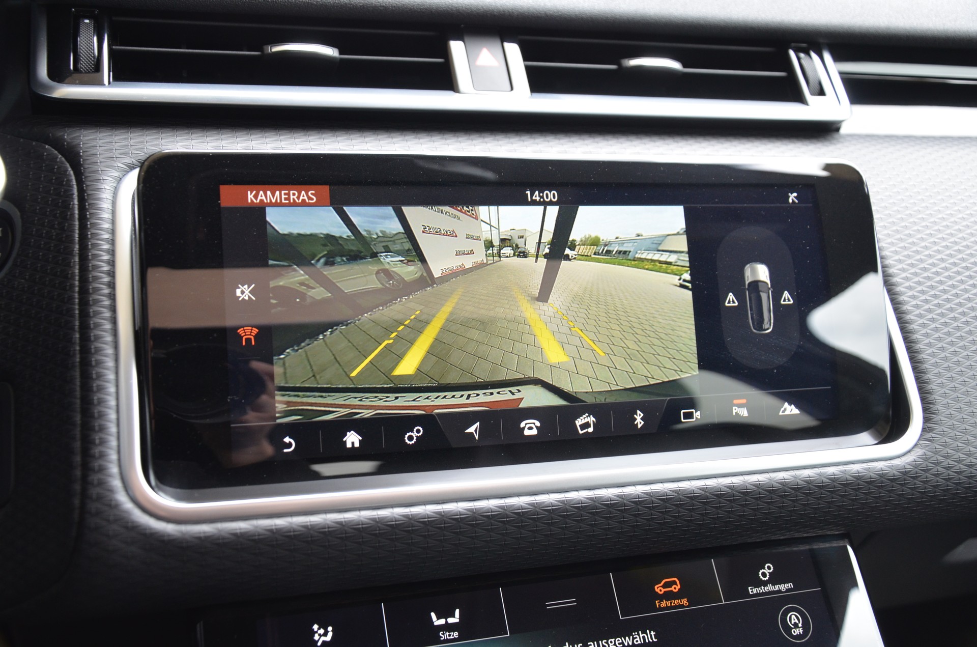 LAND ROVER Range Rover Velar D 240 SE Automatic*Frisch ab MFK,1 Jahr oder 20'000km Garantie*-image-14
