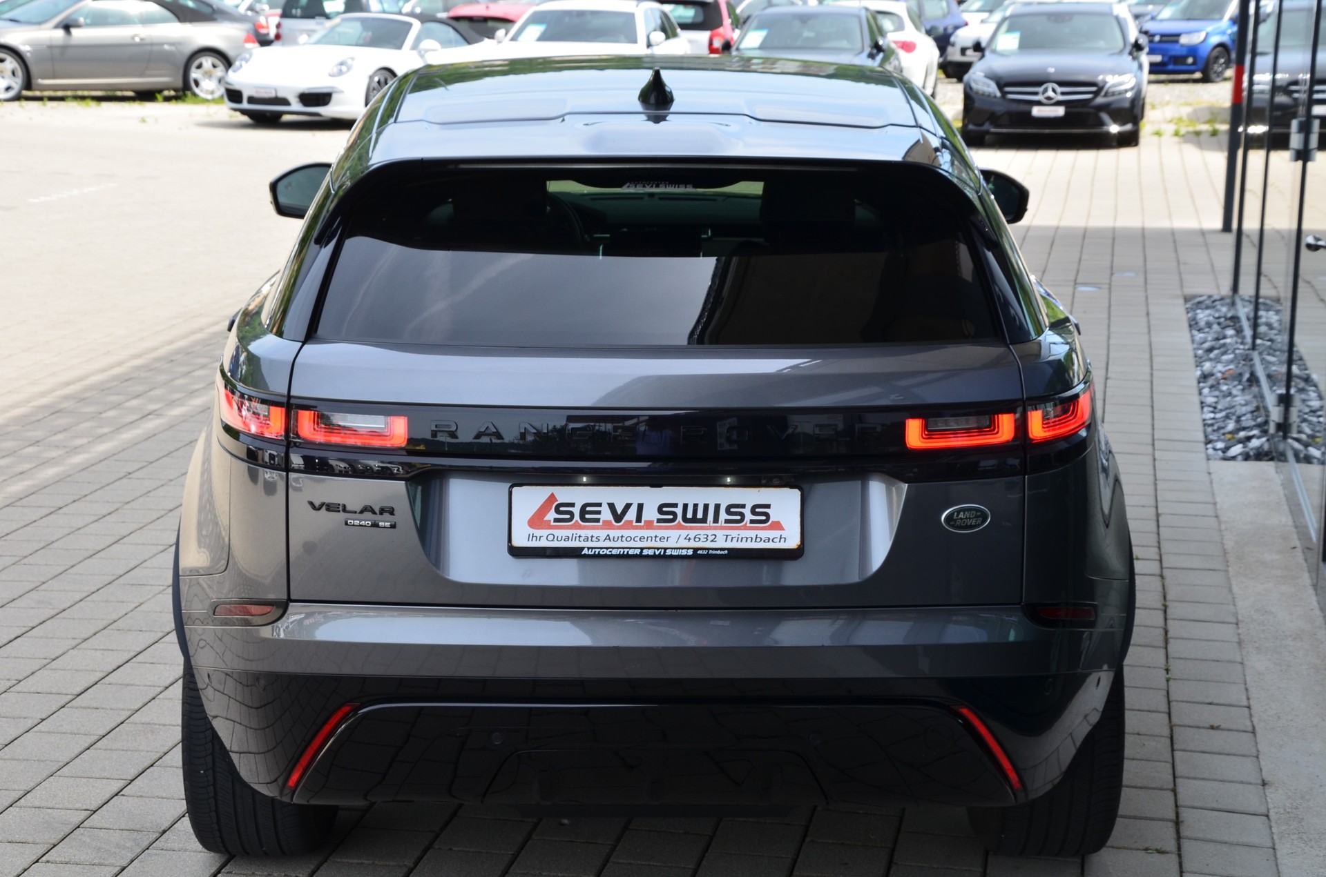 LAND ROVER Range Rover Velar D 240 SE Automatic*Frisch ab MFK,1 Jahr oder 20'000km Garantie*-image-4