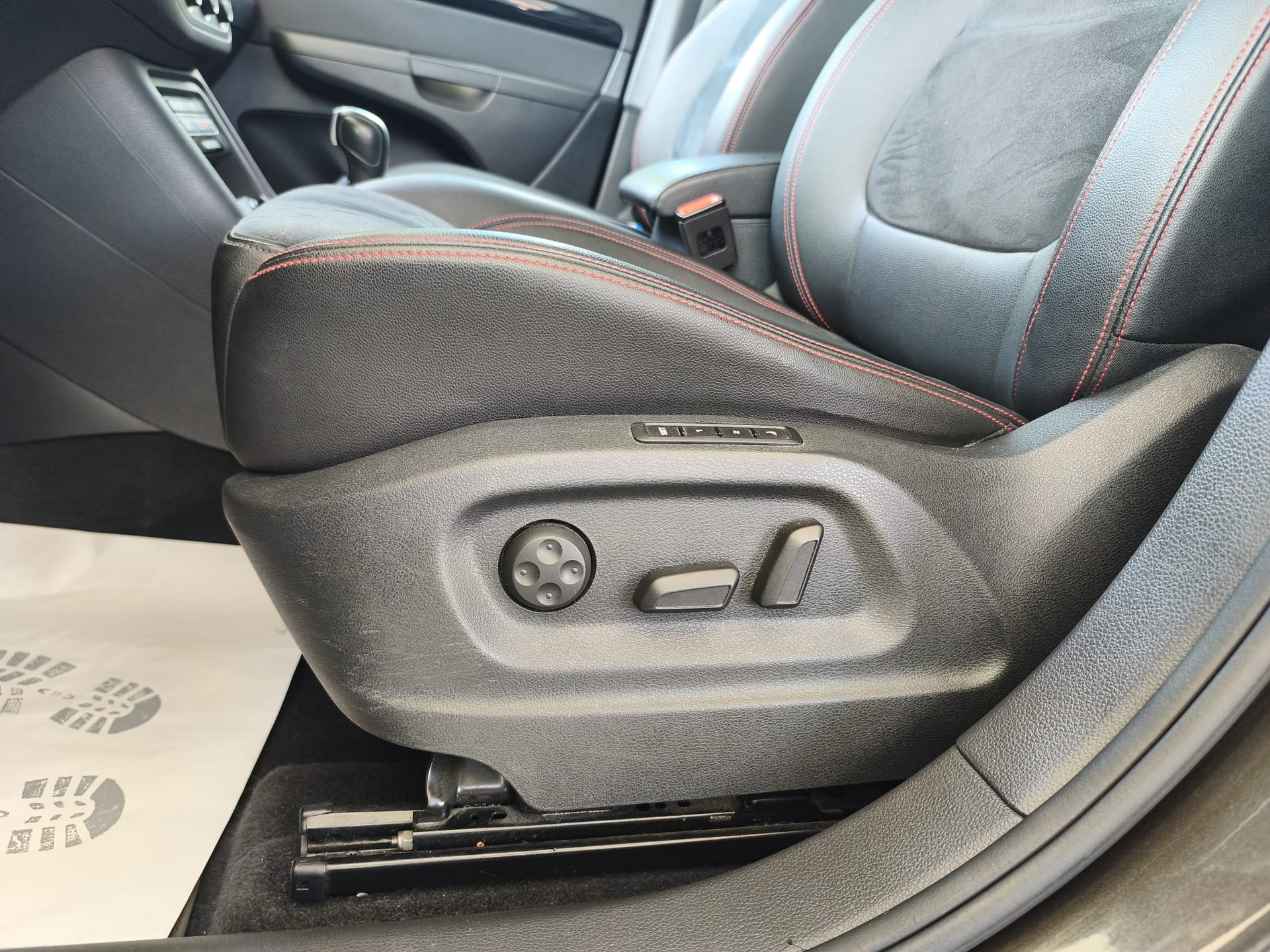 SEAT Alhambra 1.4 TSI FR Line DSG-image-12