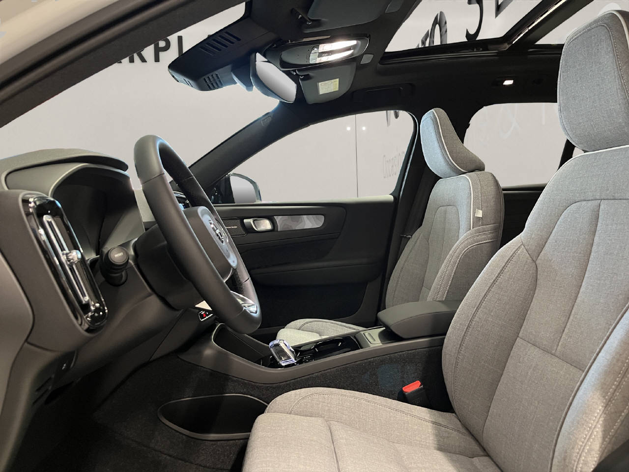 VOLVO EX40 Twin Ultra AWD-image-6