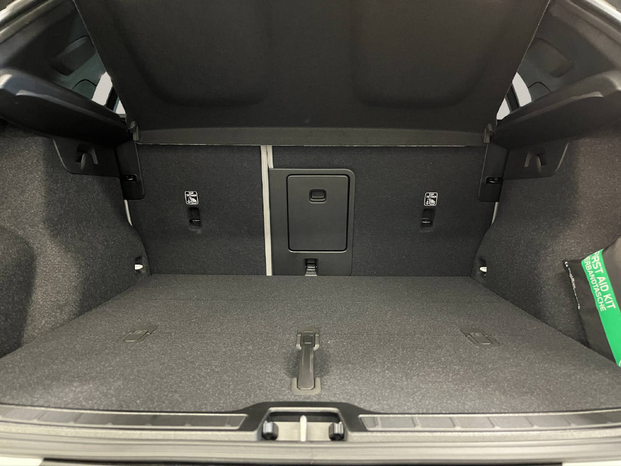 VOLVO EX40 Twin Ultra AWD-image-12