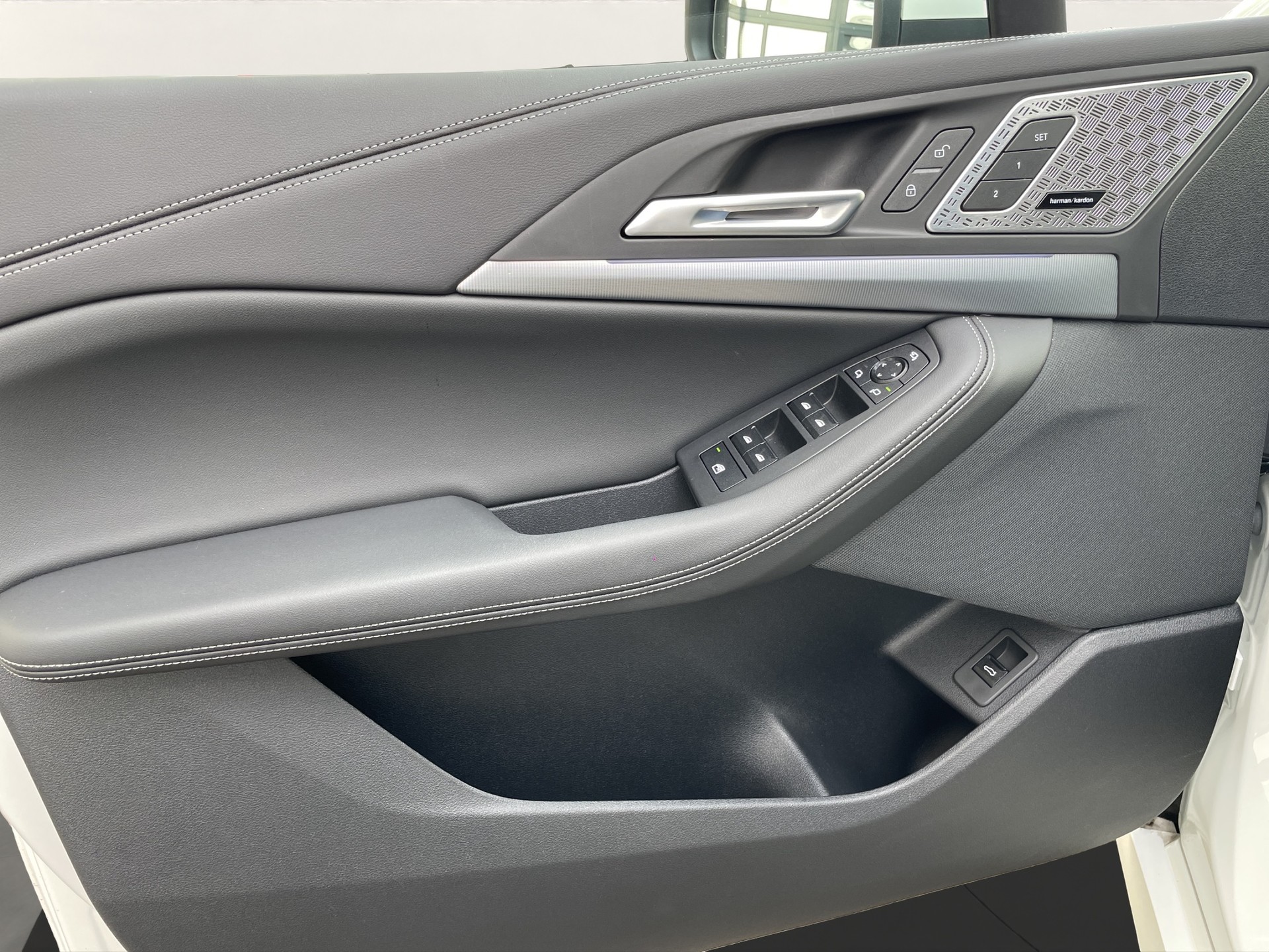 BMW 223i Act. T. xDr. M Sport-image-18