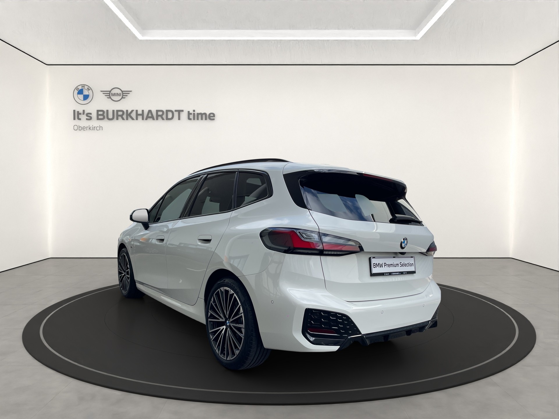 BMW 223i Act. T. xDr. M Sport-image-2