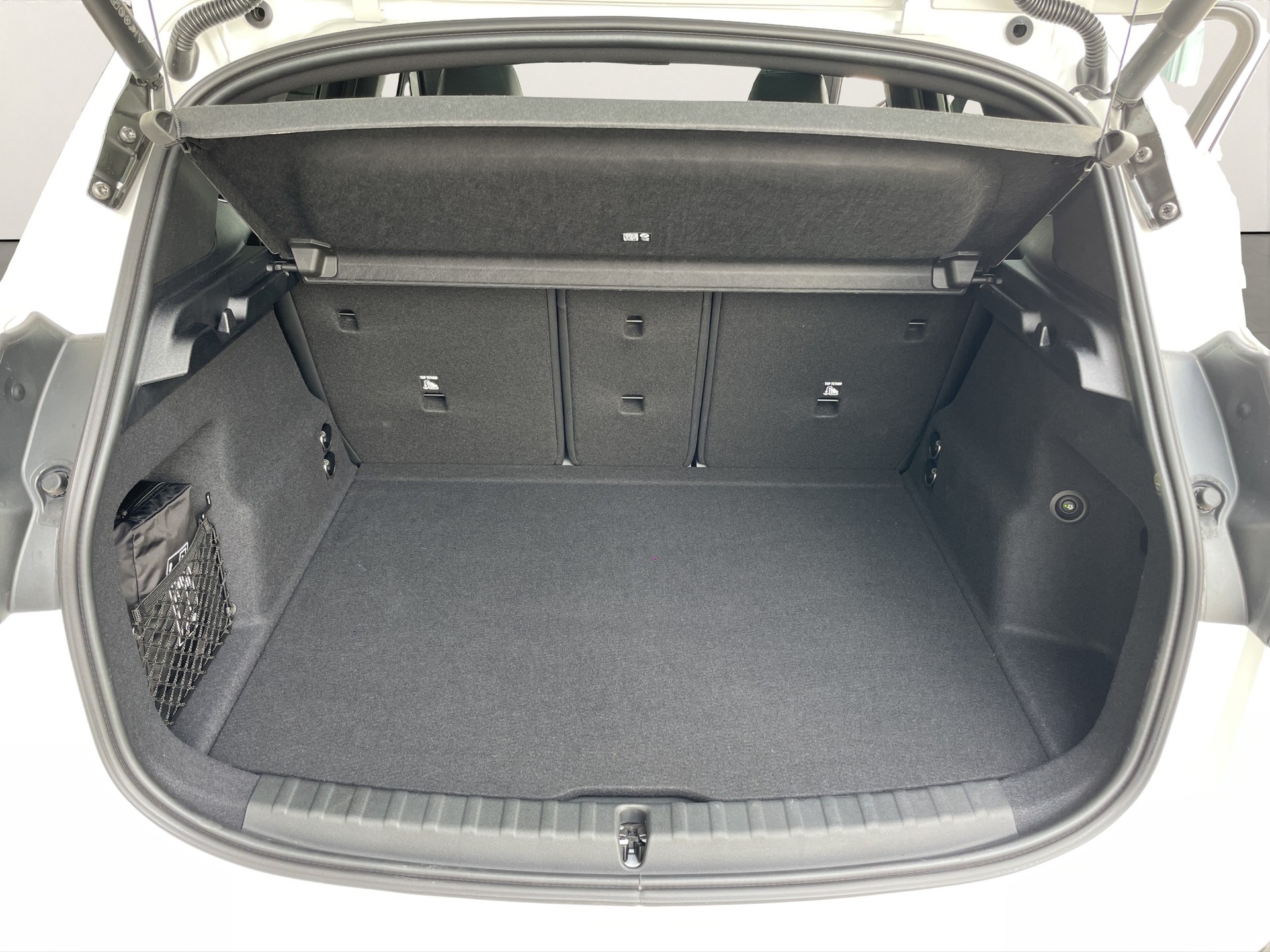 BMW 223i Act. T. xDr. M Sport-image-22
