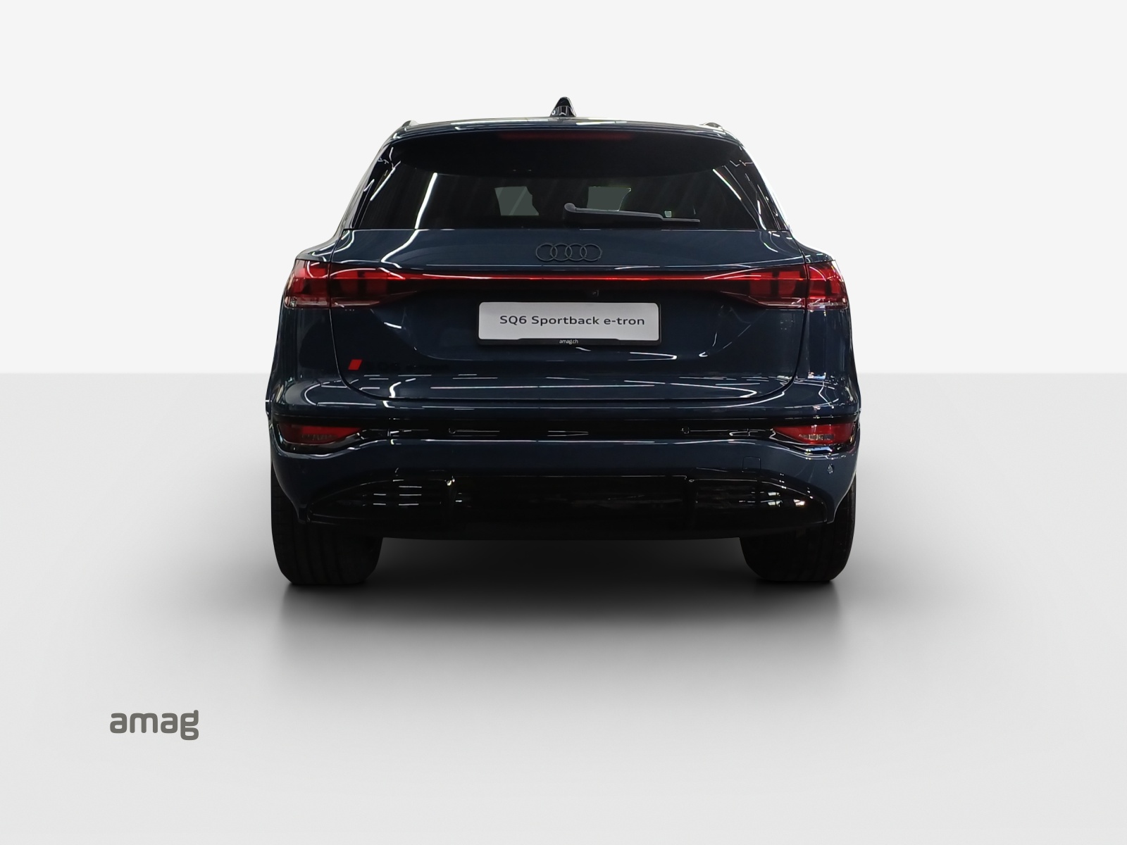 AUDI SQ6 e-tron quattro-image-3