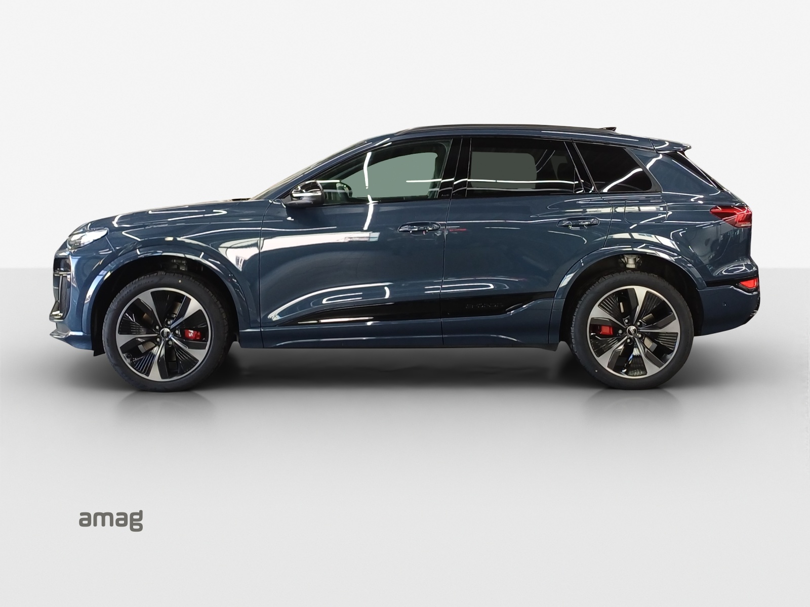 AUDI SQ6 e-tron quattro-image-0