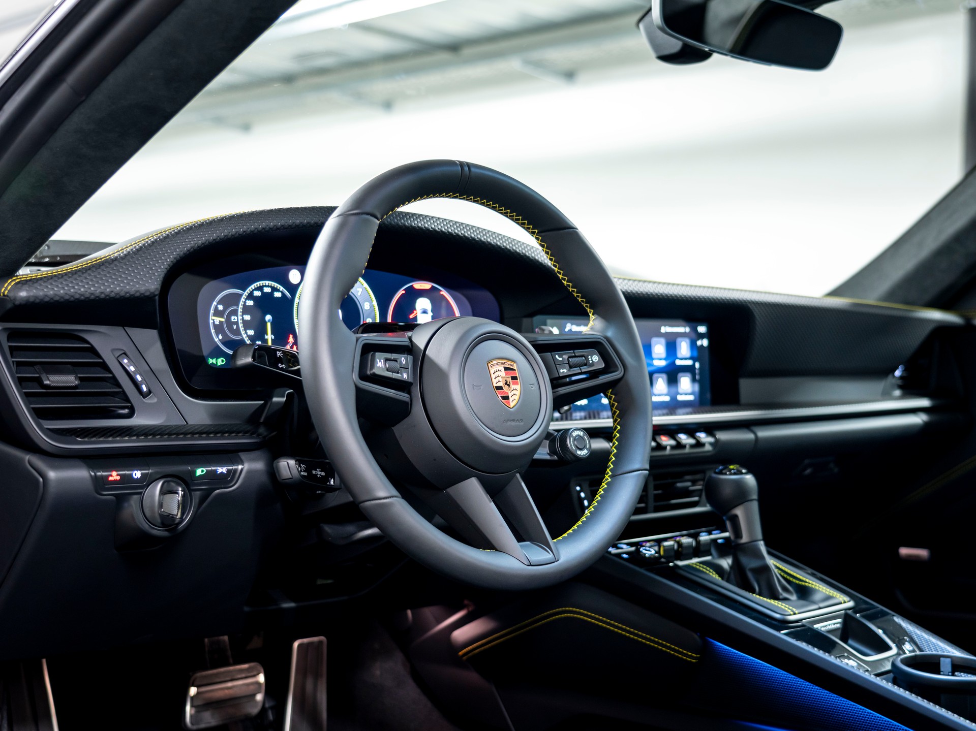 PORSCHE 911 GT3 Touring PDK-image-12