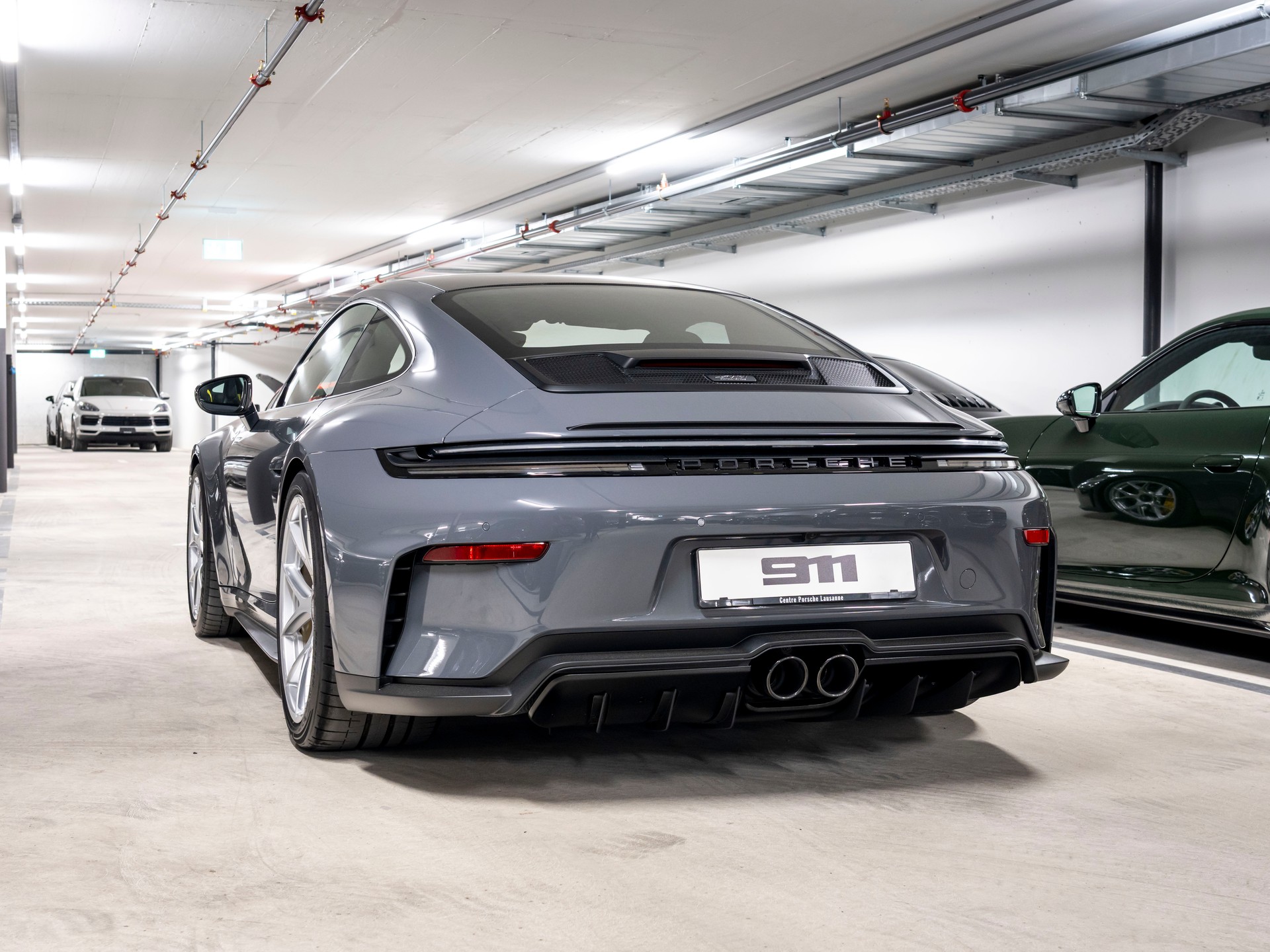 PORSCHE 911 GT3 Touring PDK-showroom-element-2