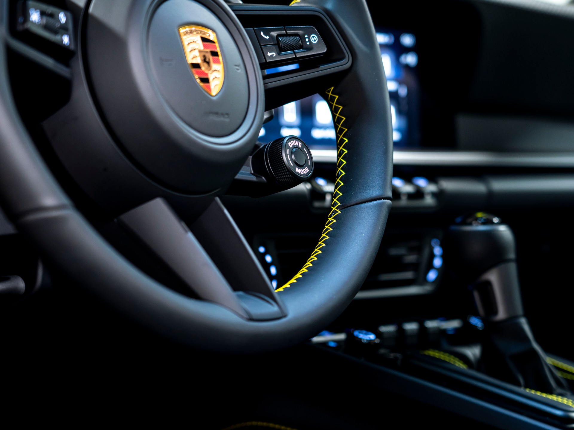 PORSCHE 911 GT3 Touring PDK-image-13