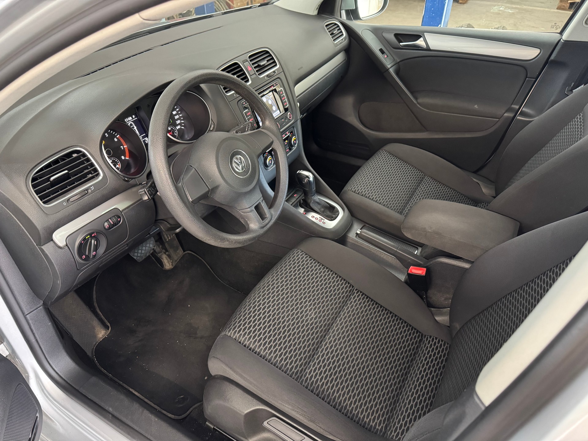 VW Golf 1.2 TSI Comfortline DSG-image-7
