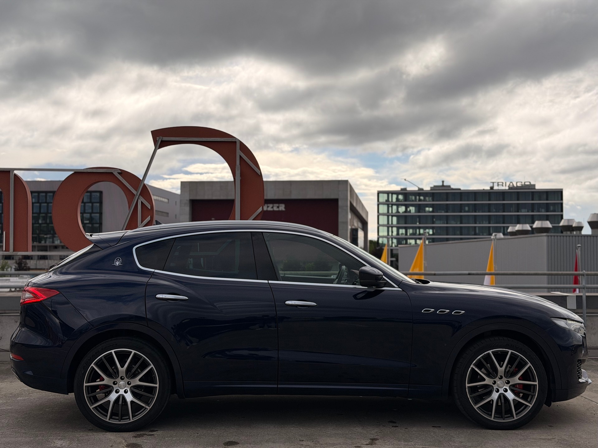 MASERATI Levante D 3.0 V6 Automatica-image-3