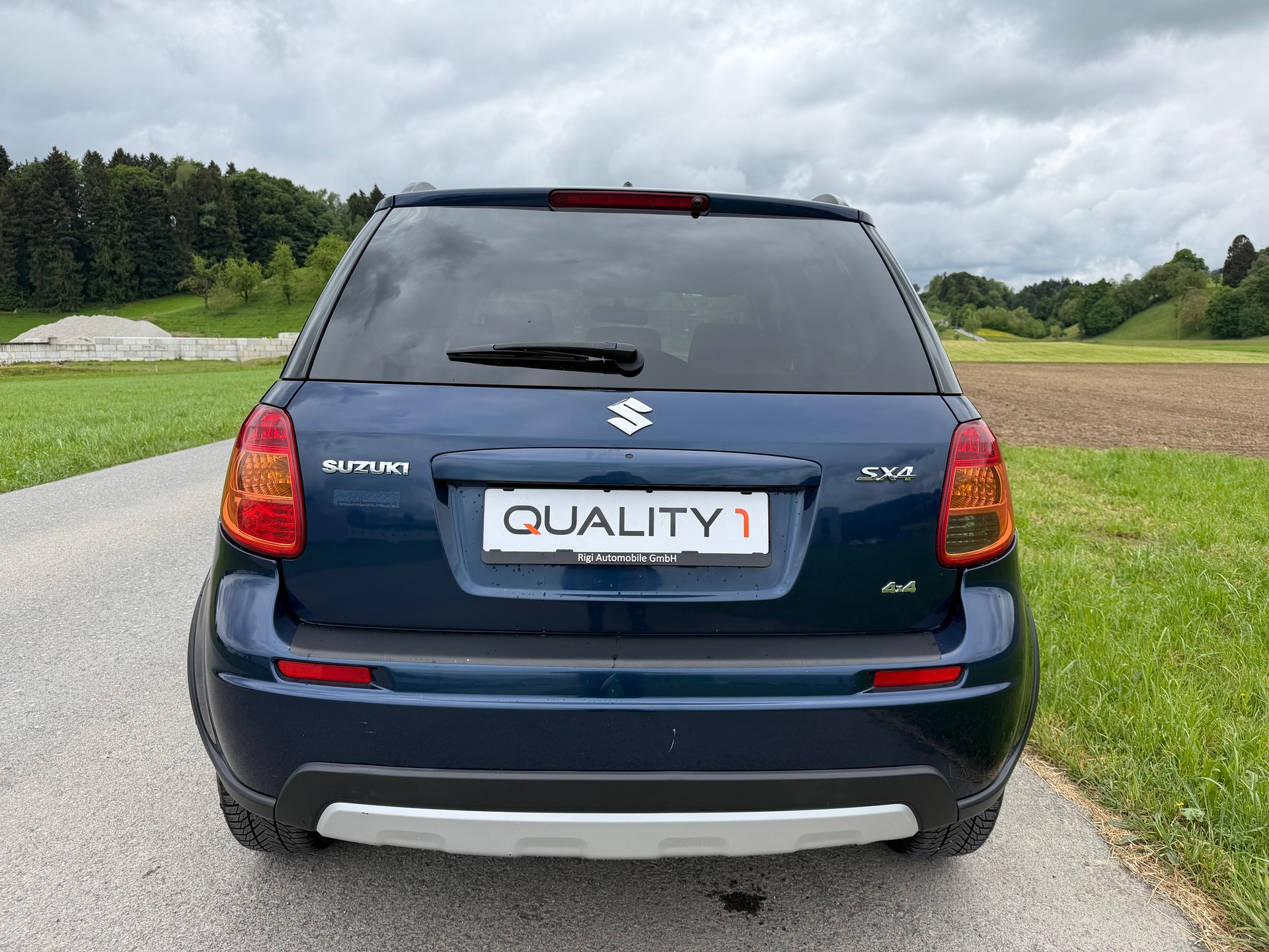 SUZUKI SX4 1.6 16V GL Top Piz Sulai 4WD Automatic-image-4