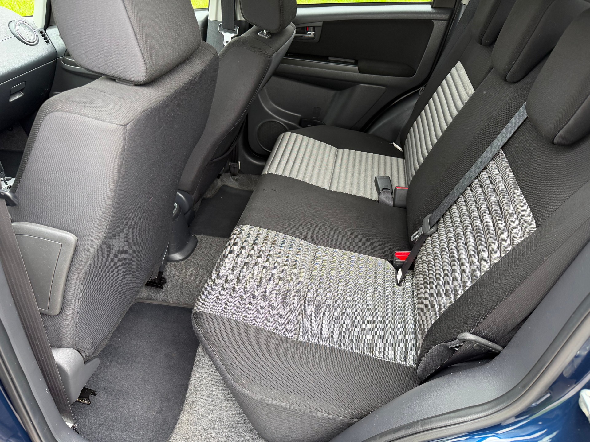 SUZUKI SX4 1.6 16V GL Top Piz Sulai 4WD Automatic-image-9