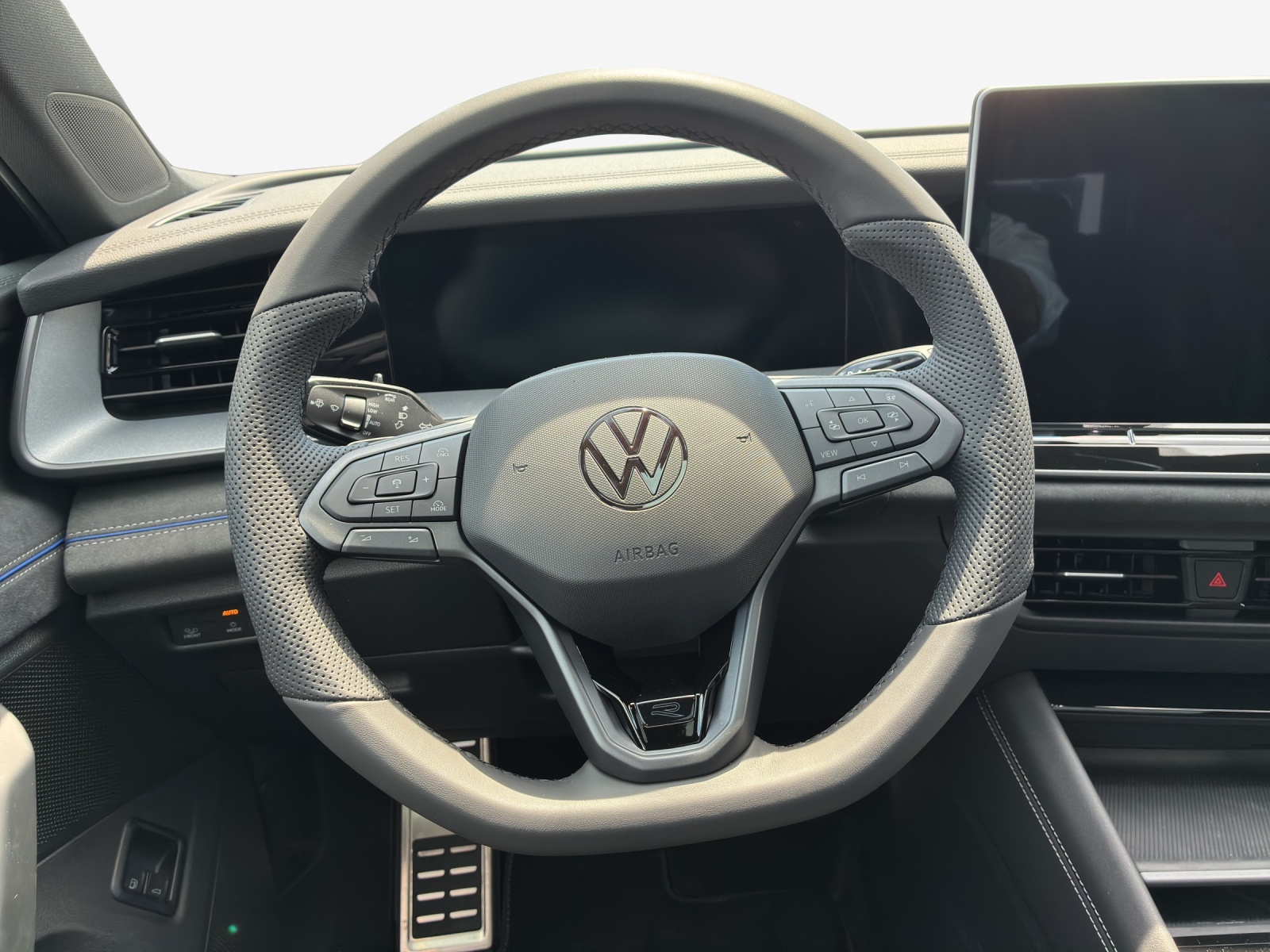 VW Tayron 1.5 TSI evo2 eHybrid R-Line DSG-image-8