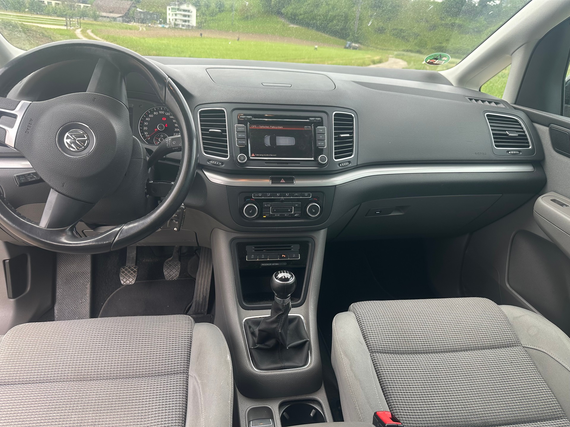 VW Sharan 1.4 TSI BlueMotion Technology Highline-image-12