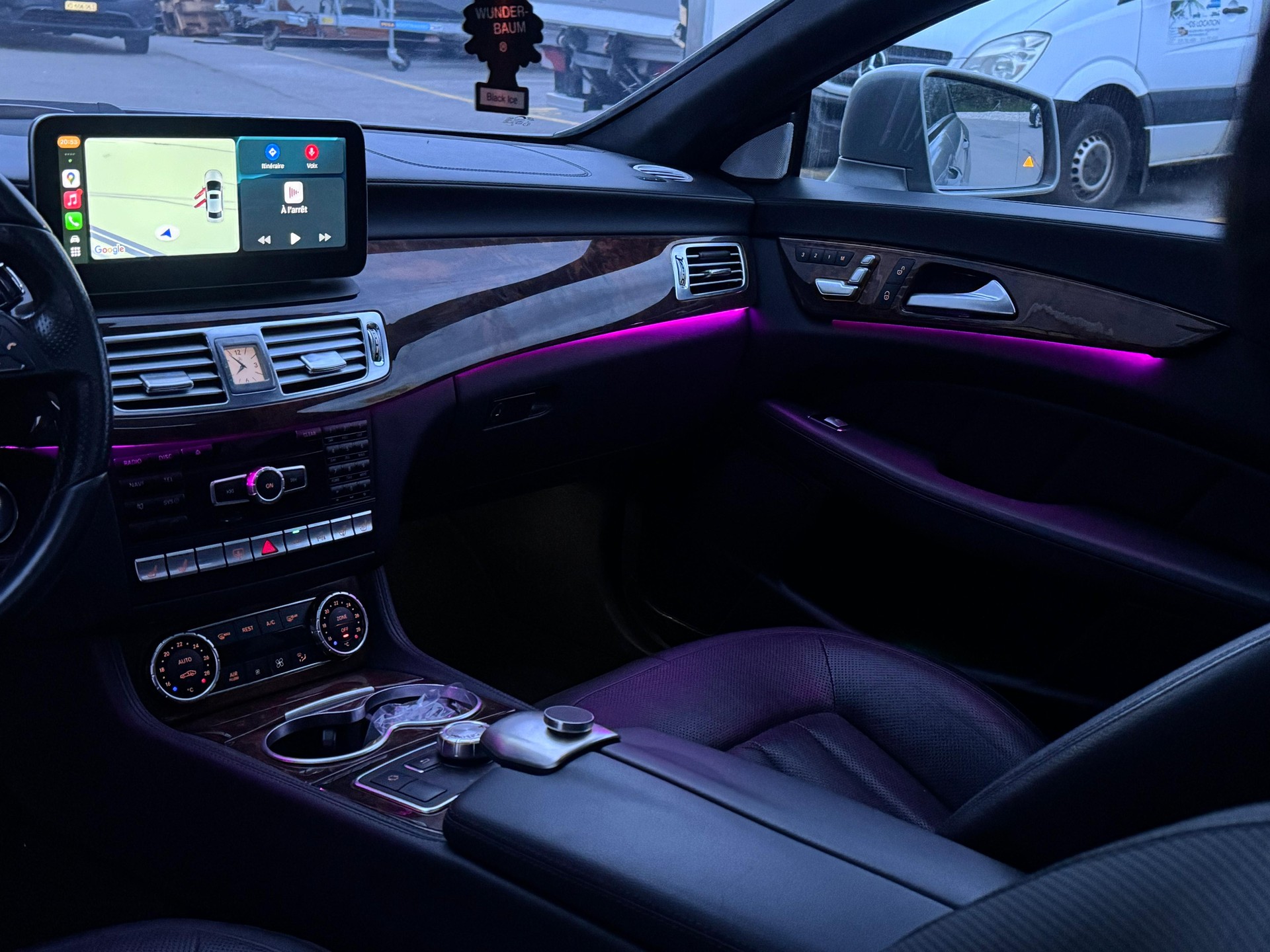 MERCEDES-BENZ CLS 500 4Matic 7G-Tronic-image-18