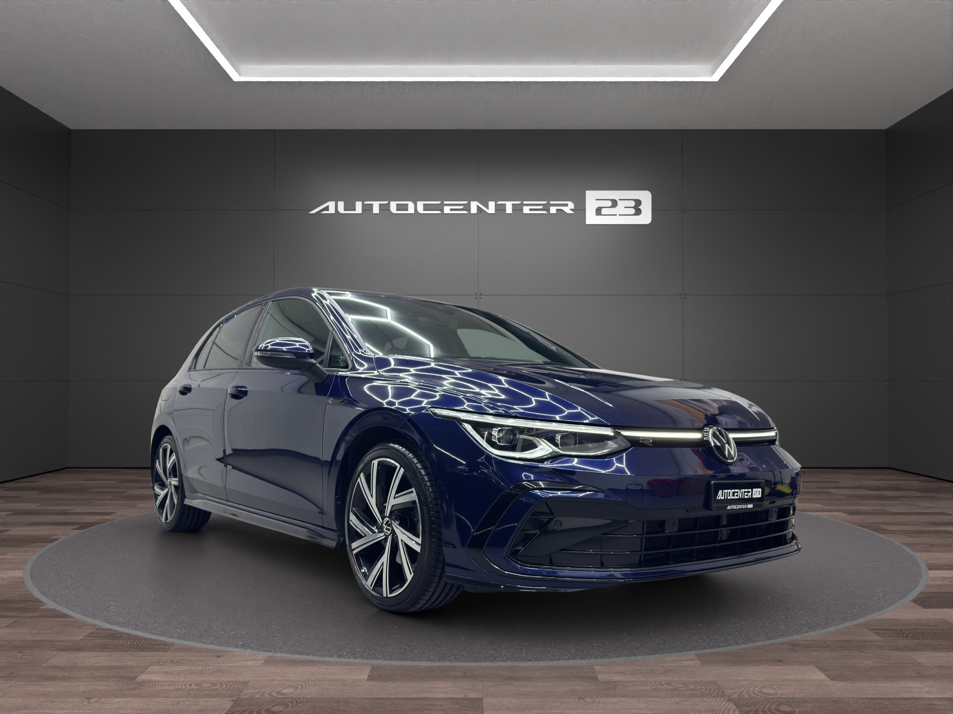 VW Golf 1.5 eTSI mHEV ACT R-Line DSG-image-6