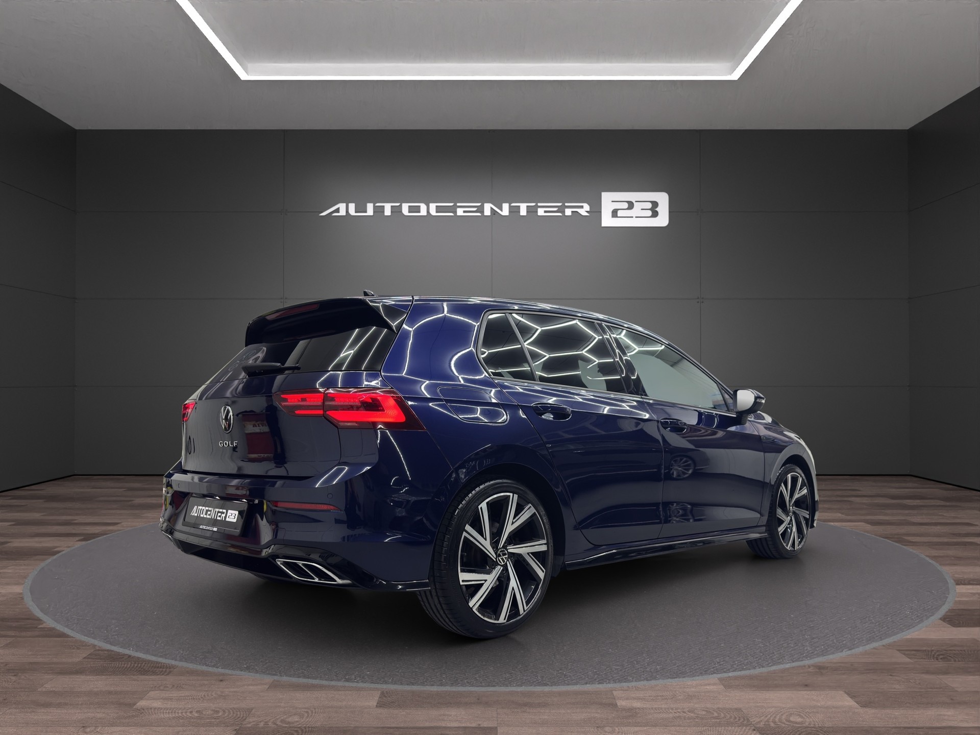 VW Golf 1.5 eTSI mHEV ACT R-Line DSG-image-4