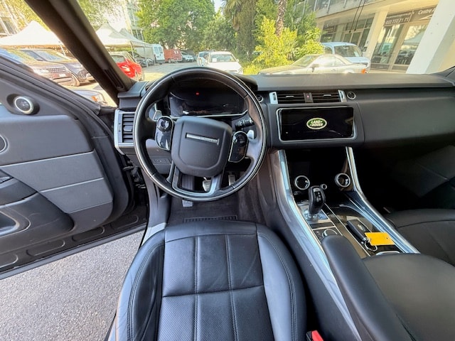 LAND ROVER Range Rover Sport 3.0 SDV6 HSE Dynamic Automatic-image-10
