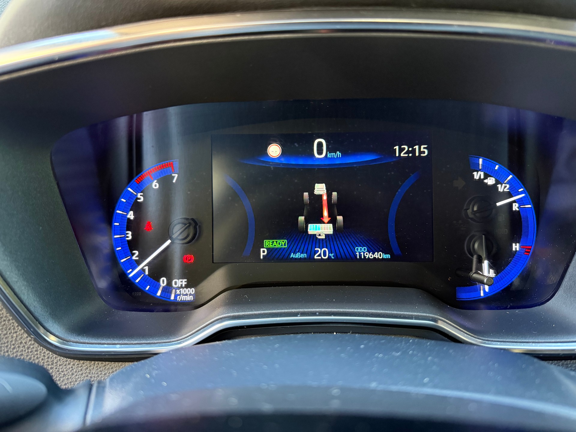 TOYOTA Corolla 1.8 HSD Comfort e-CVT R-F Kamera, Navigation-image-10