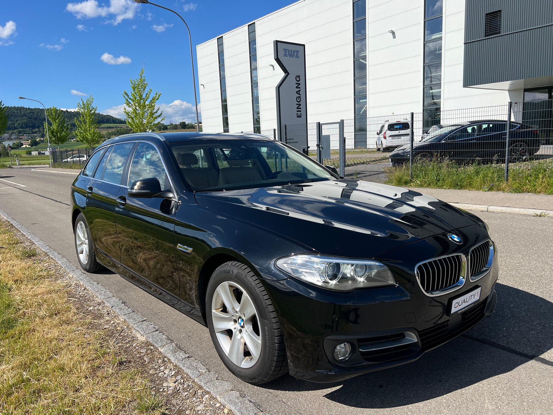 BMW 530d Touring xDrive Steptronic-image-0