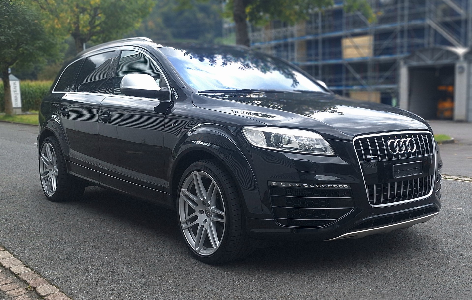 AUDI Q7 6.0 TDI V12 quattro tiptronic-image-2