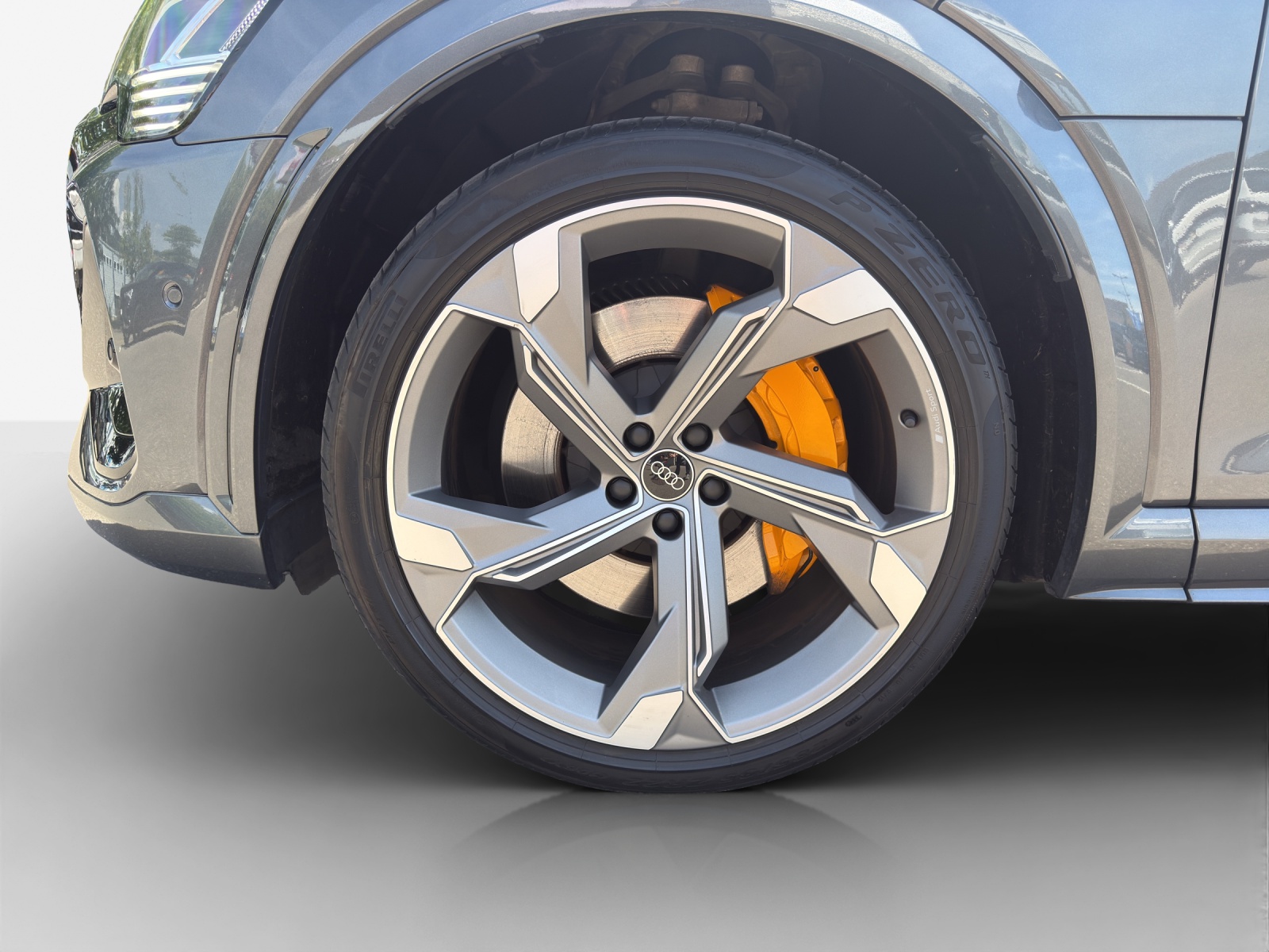 AUDI e-tron S Sportback quattro-image-14