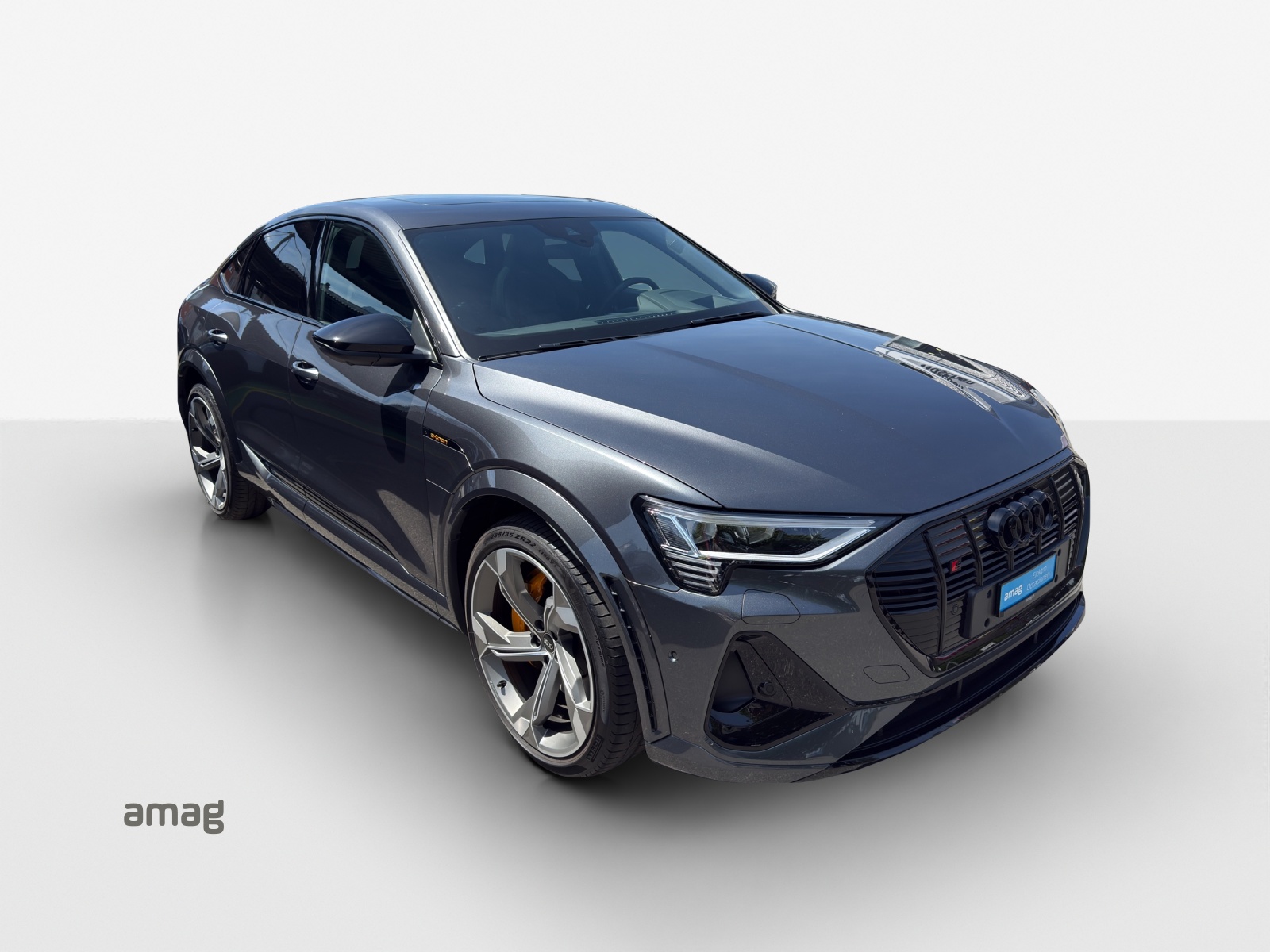 AUDI e-tron S Sportback quattro-image-6