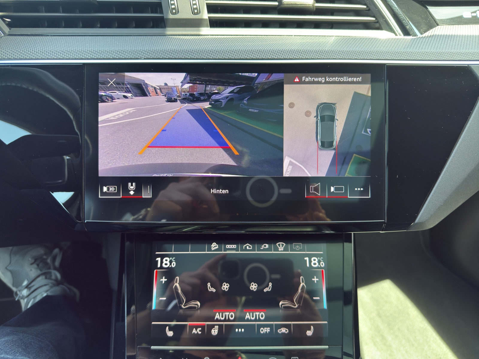 AUDI e-tron S Sportback quattro-image-16
