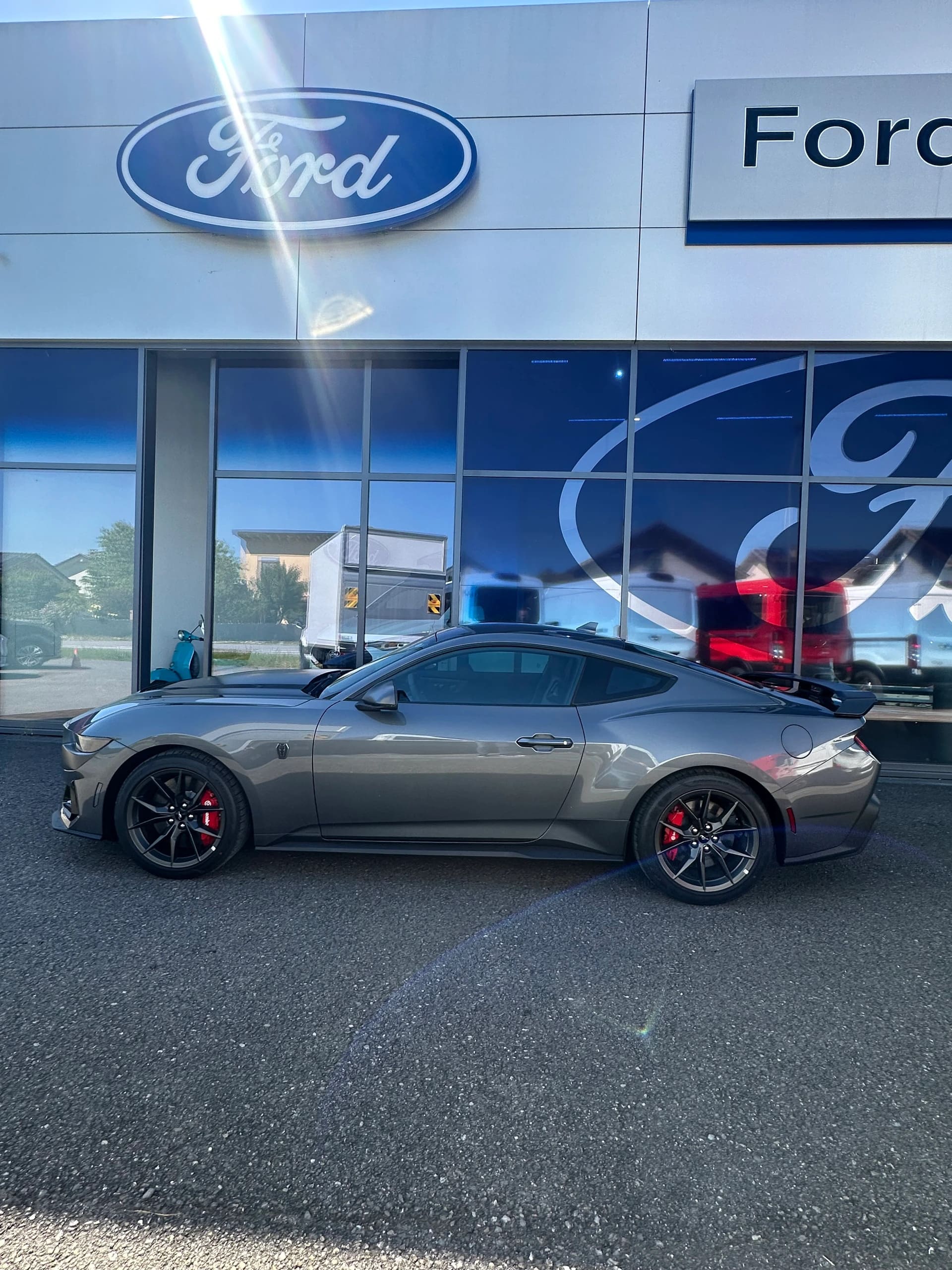 FORD Mustang Coupé 5.0 V8 Dark Hors-image-2