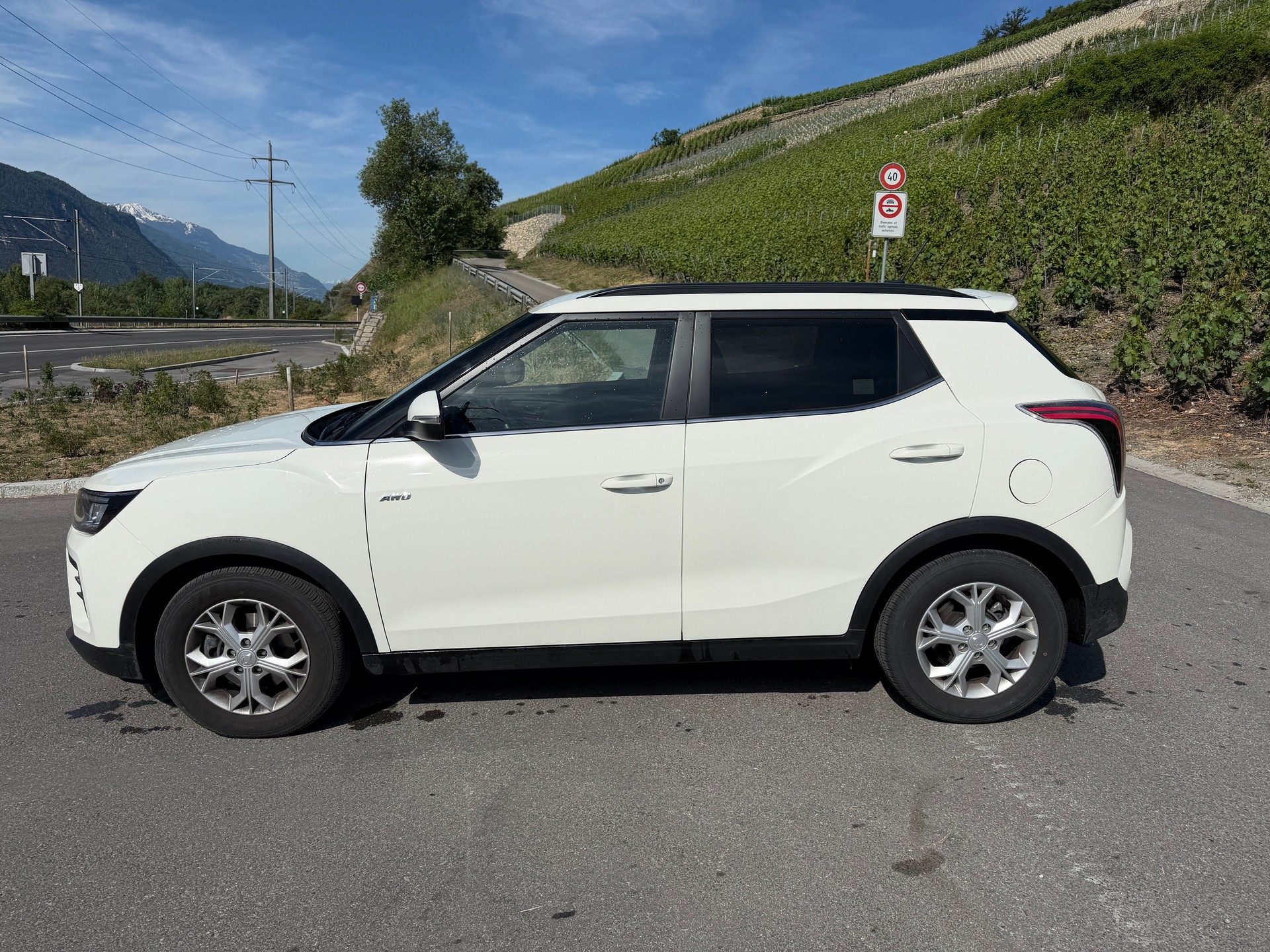 KGM-SsangYong TIVOLI-image-7